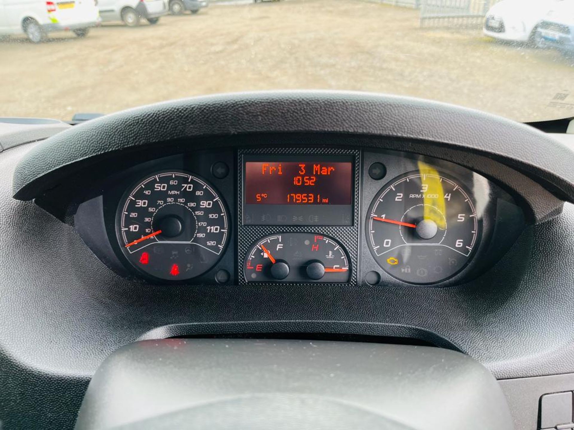 ** ON SALE ** Peugeot Boxer 2.0 Blue HDI Professional 2017 '67 Reg' Sat Nav - A/C - Panel Van - Image 22 of 23