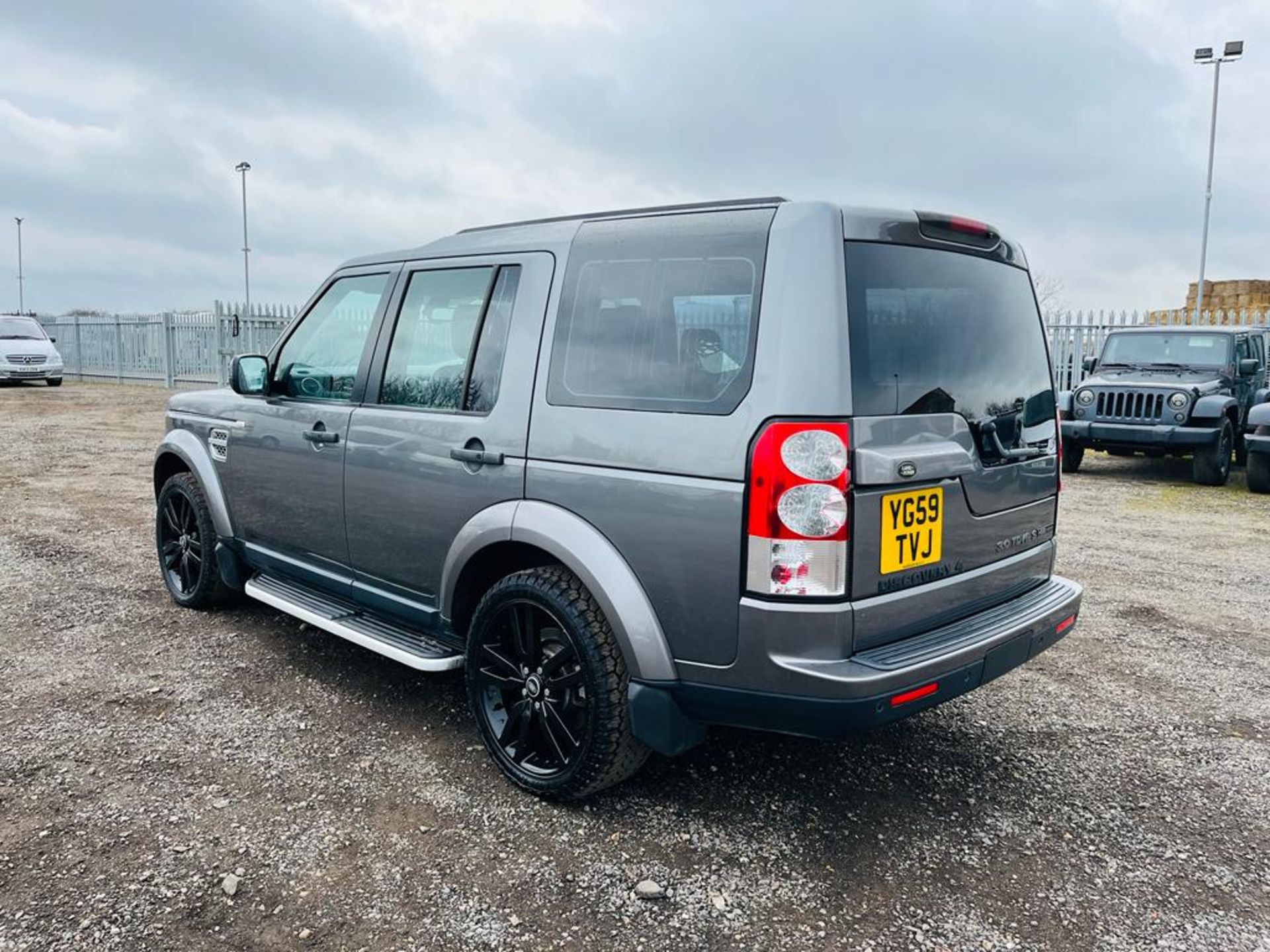 ** ON SALE ** Land Rover HSE 3.0 TDV6 Auto 4WD 2009 '59 Reg' - Sat Nav - A/C - Top spec - NO VAT - Image 5 of 26