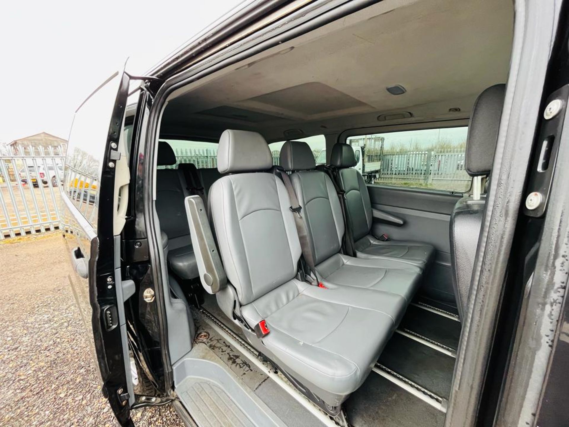 **ON SALE ** Mercedes Benz Vito 2.1 CDI 115 Long Traveliner Long 2009 '59 Reg' -A/C - 9 Seats - Image 26 of 31