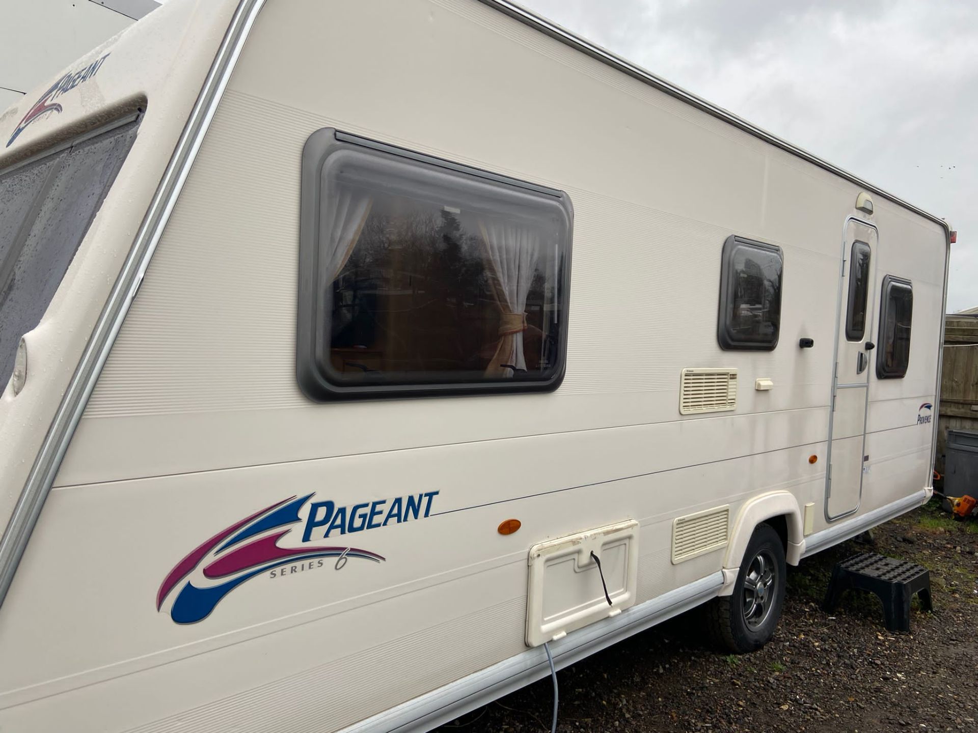 ** ON SALE ** Bailey Pageant series 6 - 4 Berth - '2007 Year' Middle Bathroom - No Vat - Image 2 of 11