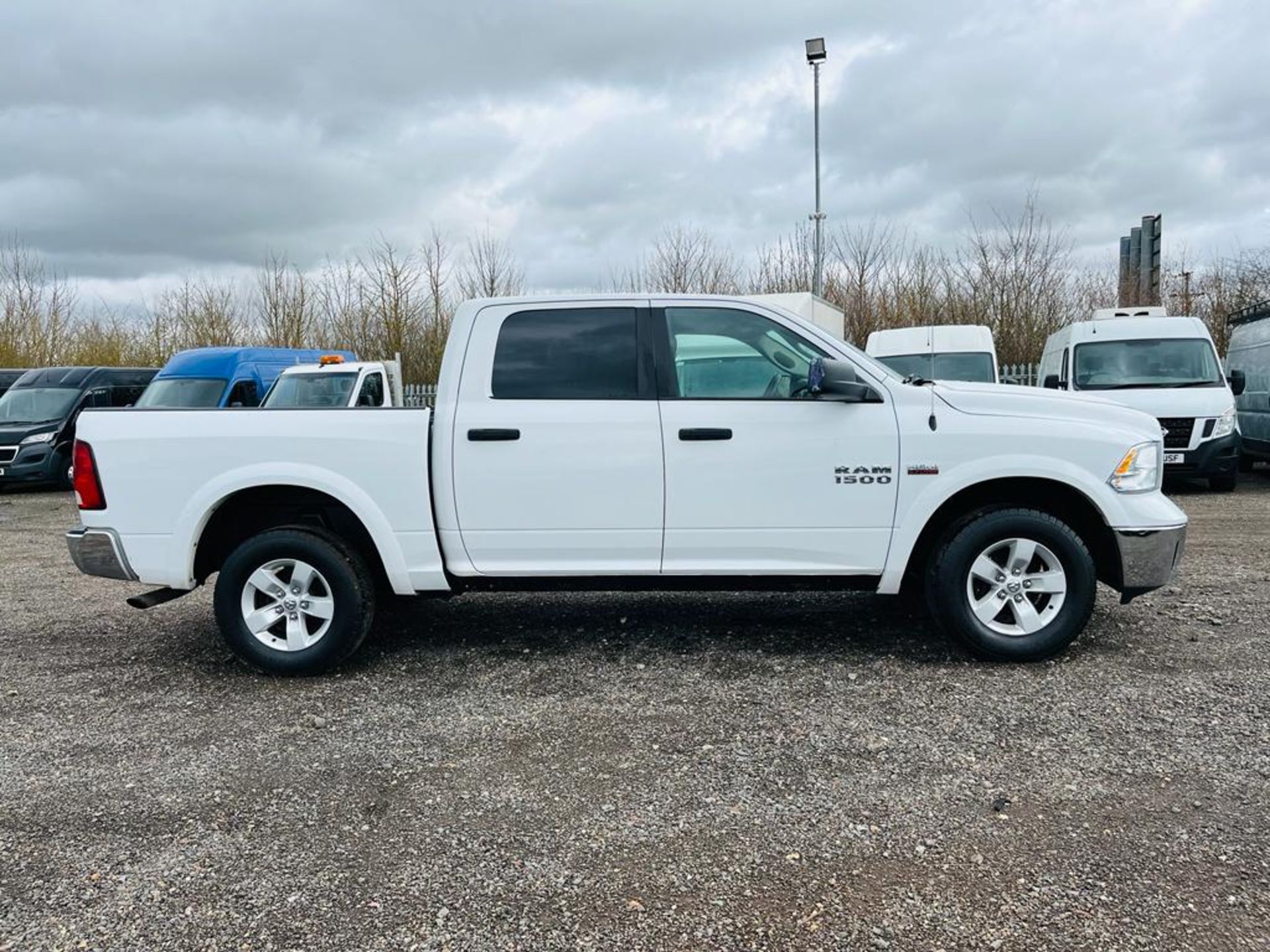 *ON SALE*Dodge Ram 5.7 Hemi OutDoorsman 4WD '2015 Year' -Fresh Import -A/C-Crew Cab - ULEZ Compliant - Image 10 of 25