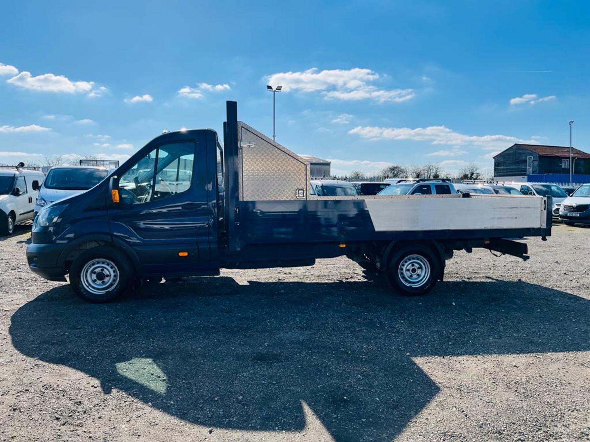 Ford Transit 2.0 EcoBlue RWD L4 H1 DropSide 2018 '18 Reg' A/C - ULEZ Compliant - Image 4 of 28