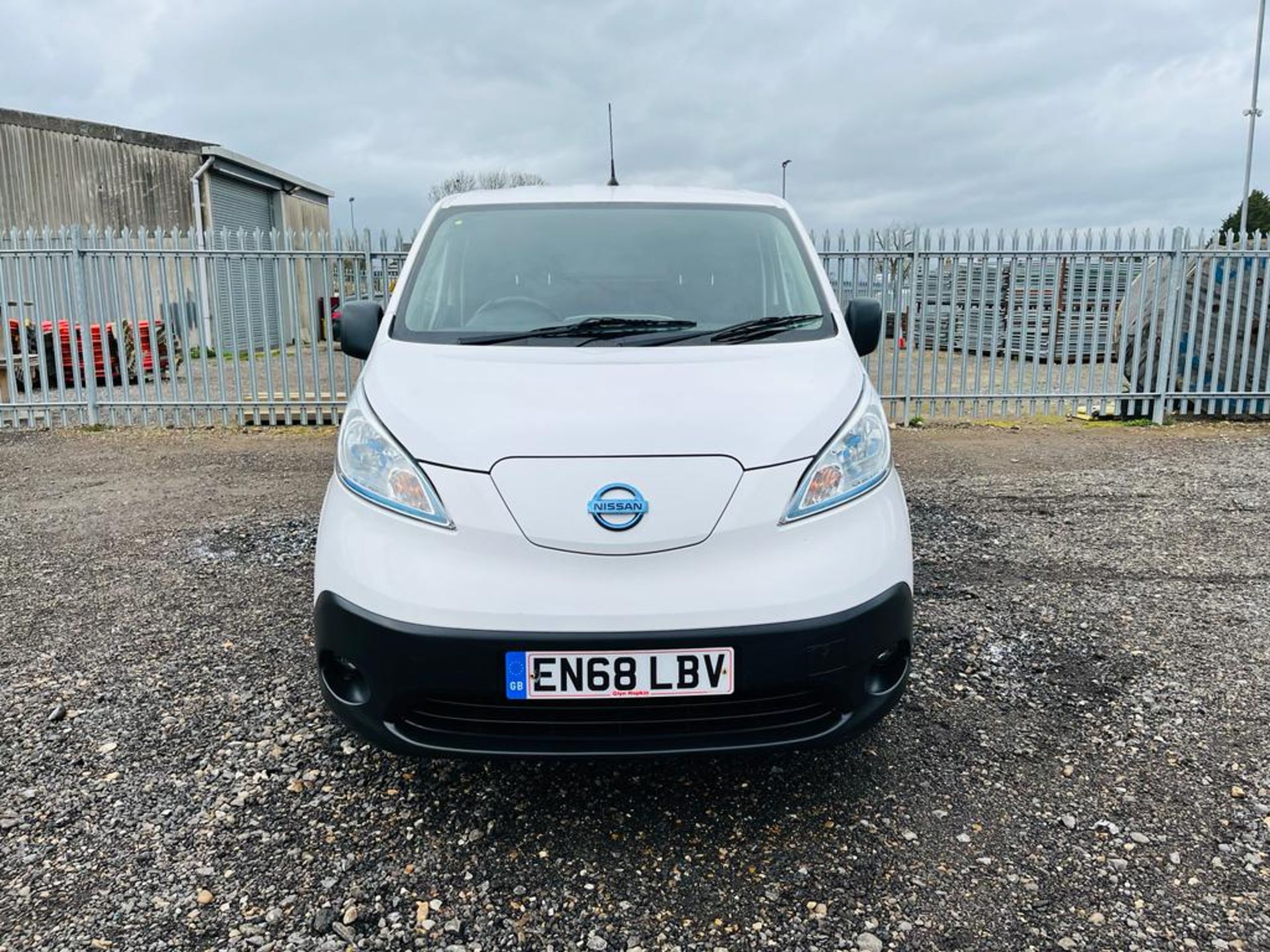 ** ON SALE ** Nissan E-NV200 Acenta 40kwh 80KW Auto 2019 '68 Reg' Electricity - ULEZ Compliant - A/C - Image 2 of 25