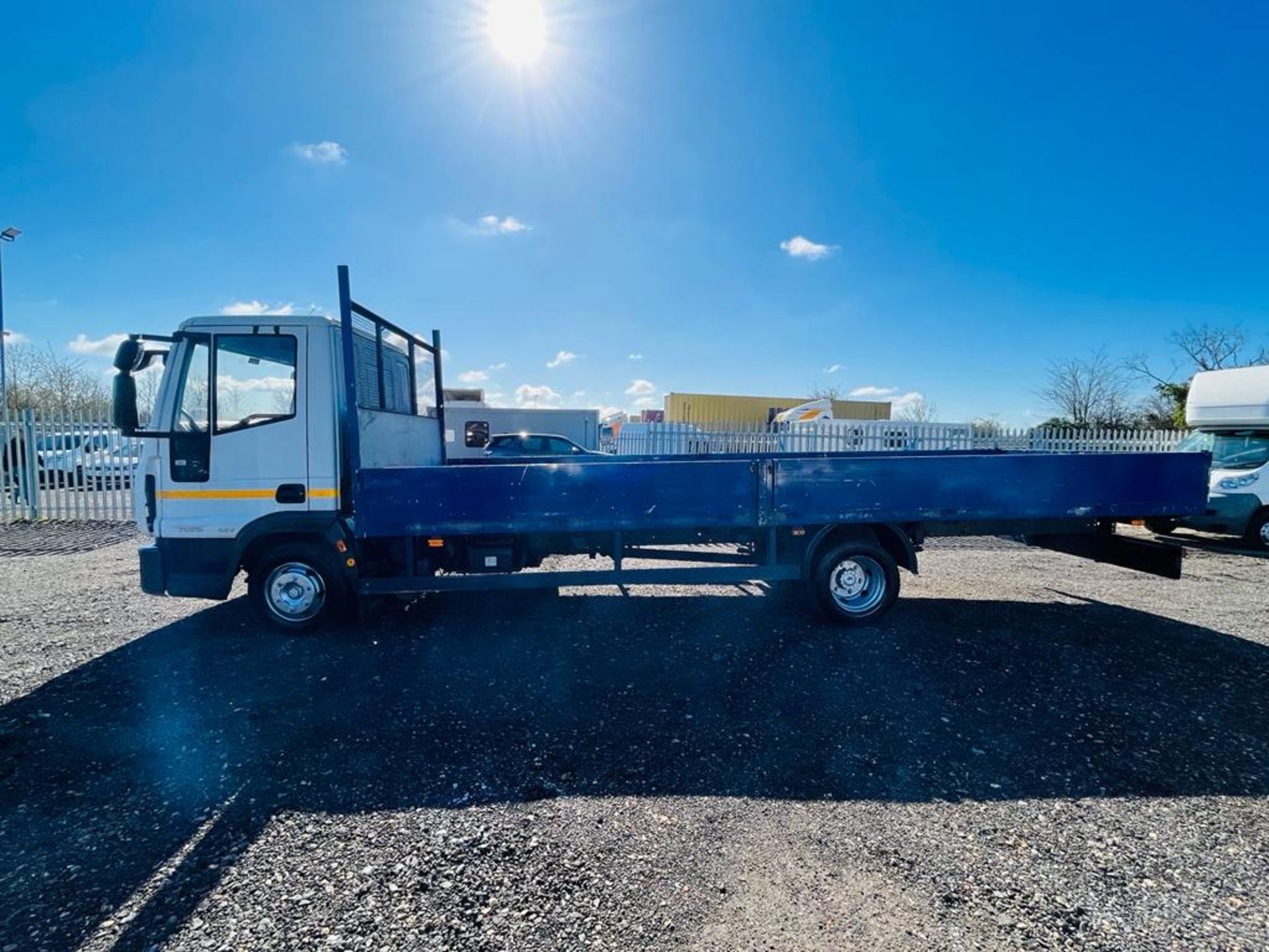 **ON SALE**Iveco EuroCargo 3.9 75E16S 4X2 7.5T Dropside 2013 '13 Reg' - Automatic - No Vat - 22.3Ft - Image 4 of 24