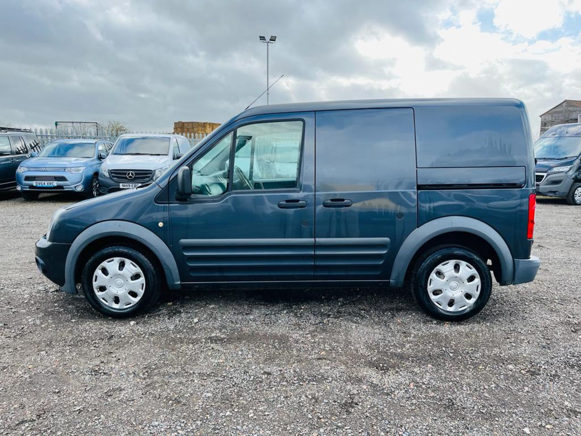 ** ON SALE ** Ford Transit Connect Trend TDCI 90 200 CDPF 1.8 SWB L1H1 2011 '11Reg' - NO VAT - Image 4 of 23