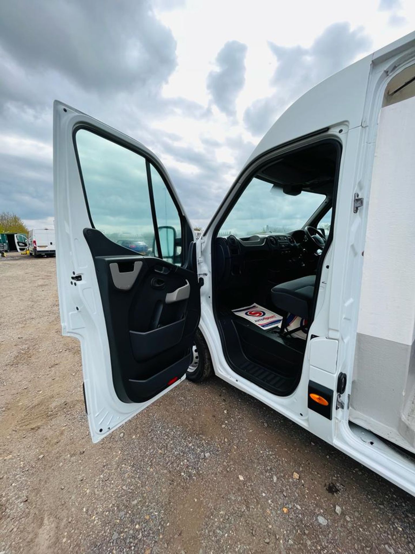 ** ON SALE ** Nissan NV400 2.3 DCI SE L3 H3 125 2015 '15 Reg' Fridge / Freezer - Only 106612 Miles - Image 19 of 24