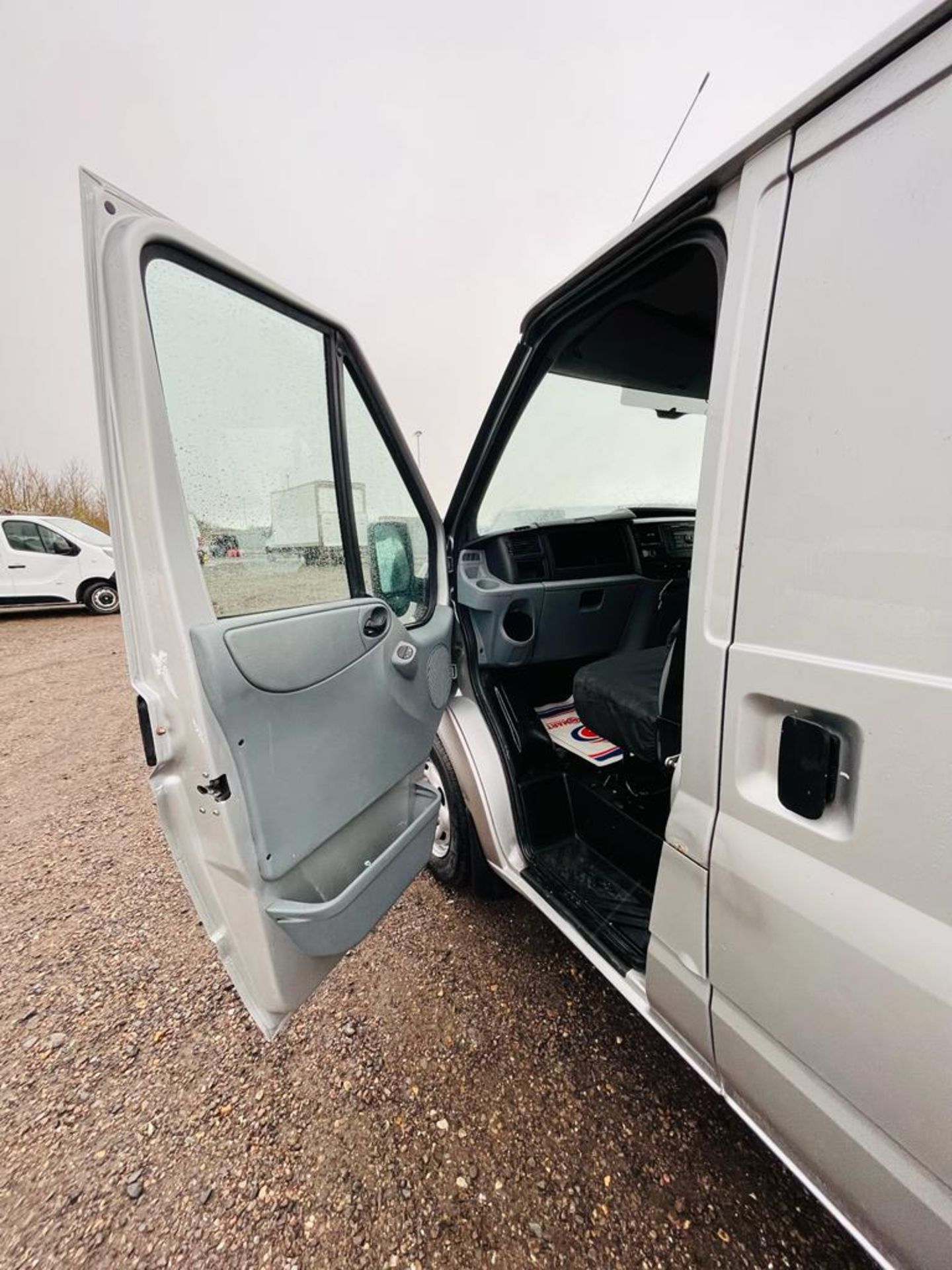 Ford Transit 260 TDCI 85 SWB 2.2 2011 '61 Reg' - Panel Van - NO VAT - Image 10 of 22