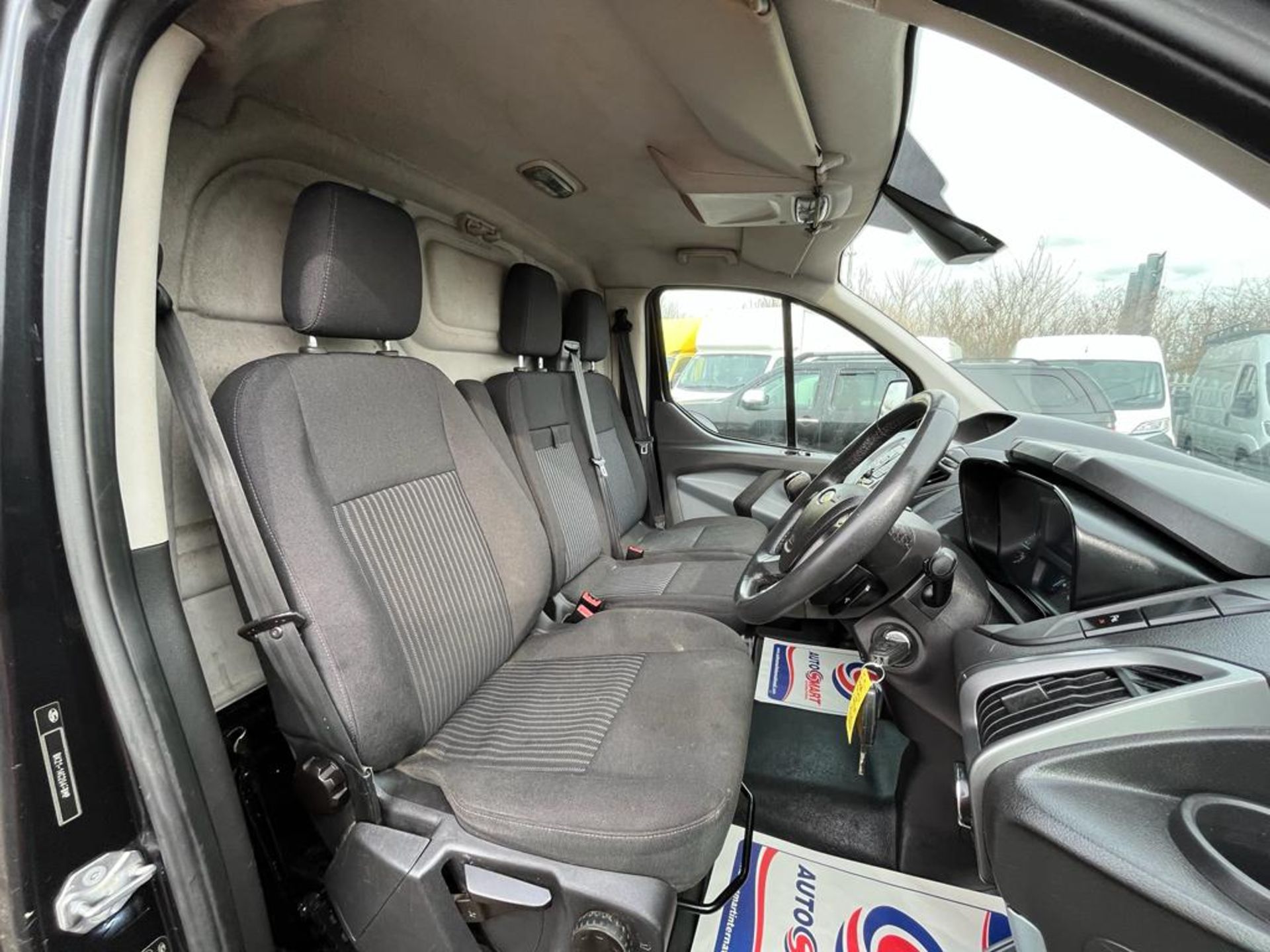 ** ON SALE ** Ford Transit Custom 2.2 TDCI 270 E-Tech Trend L1 H1 2015 '15 Reg' - Panel Van - Image 14 of 23