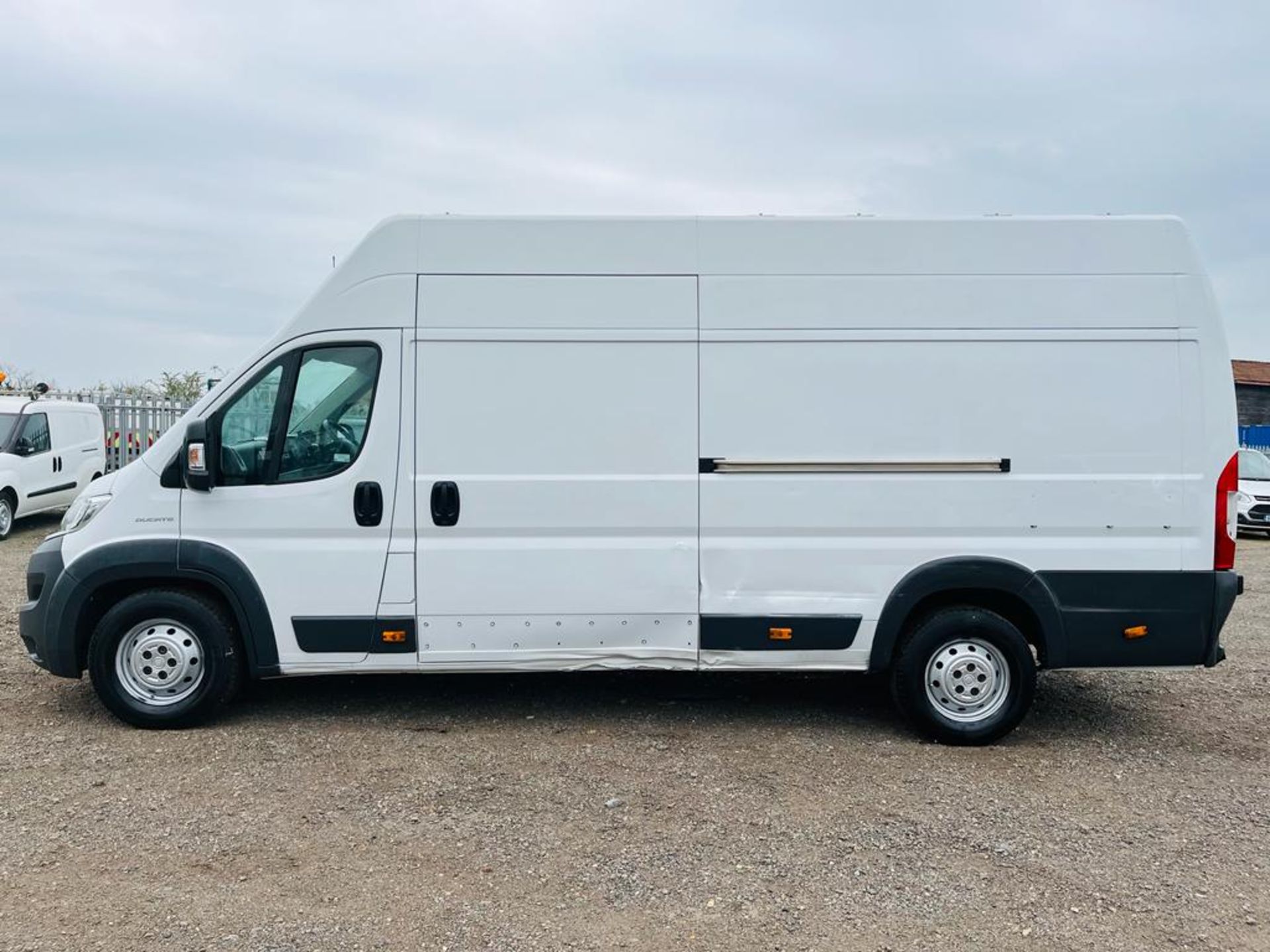 Fiat Ducato 35 Maxi Multijet 2.3 LWB L4 H3 XL X-H/R 2018 '18 Reg' -- A/C - ULEZ Compliant - Image 4 of 24