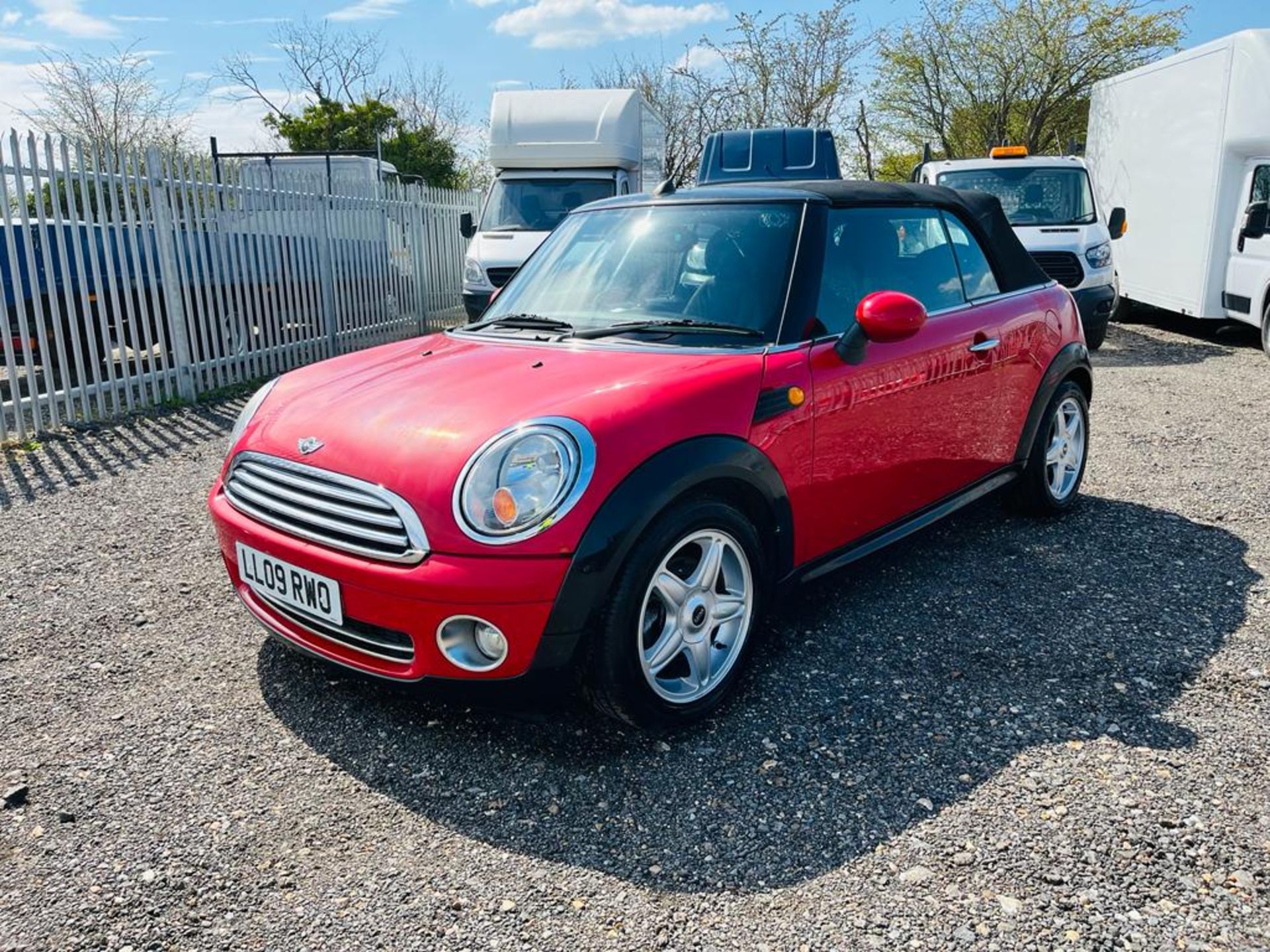 ** ON SALE ** Mini Cooper Cabriolet 1.6 2009 '09 Reg' A/C - ULEZ Compliant - Only 93,991 Miles - Image 3 of 23