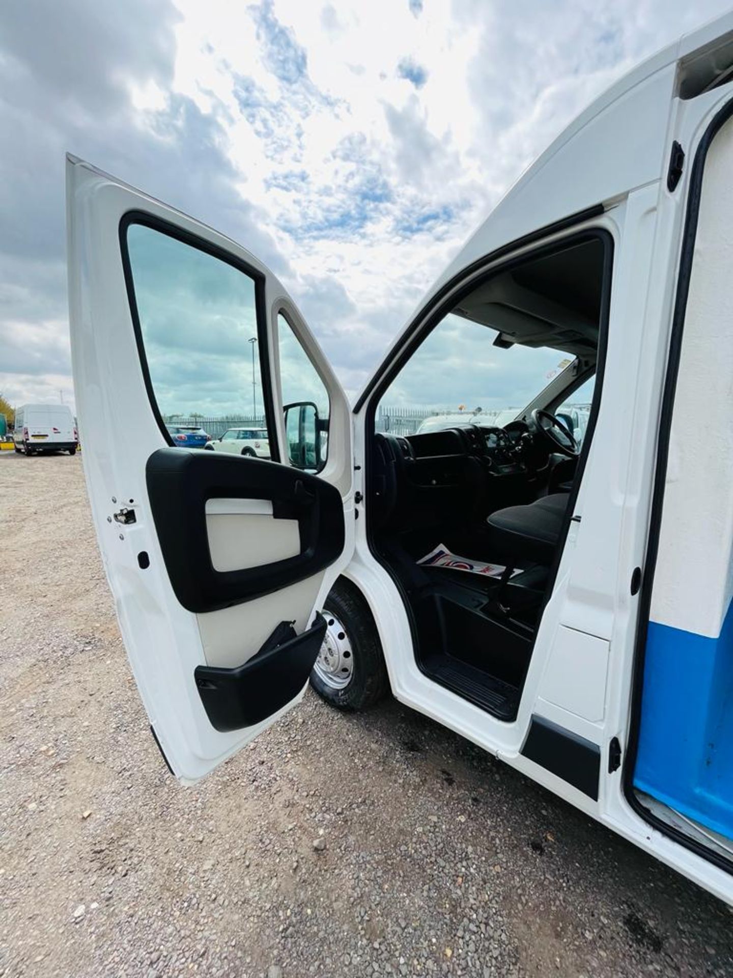 ** ON SALE ** Citroen Relay 2.0 BlueHDI 130 L3 H2 2017 '17 Reg' Fridge/Freezer Unit - No Vat - Image 20 of 25