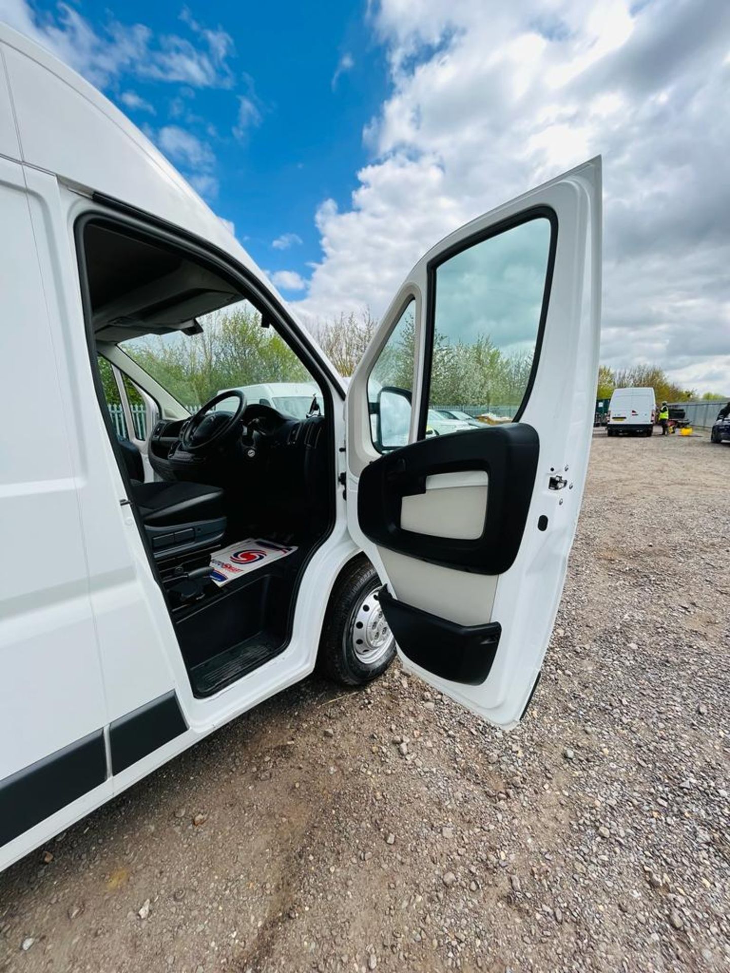 ** ON SALE ** Citroen Relay 2.0 BlueHDI 130 L3 H2 2017 '17 Reg' Fridge/Freezer Unit - No Vat - Image 12 of 25