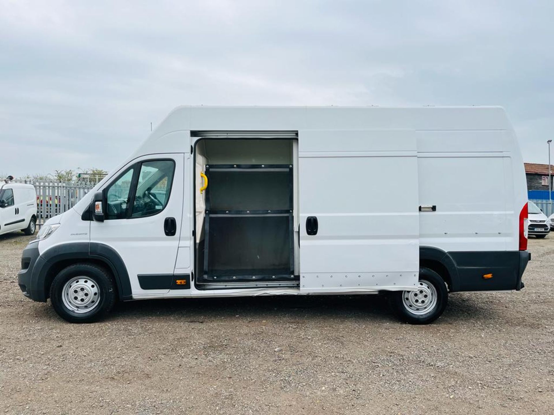 Fiat Ducato 35 Maxi Multijet 2.3 LWB L4 H3 XL X-H/R 2018 '18 Reg' -- A/C - ULEZ Compliant - Image 5 of 24