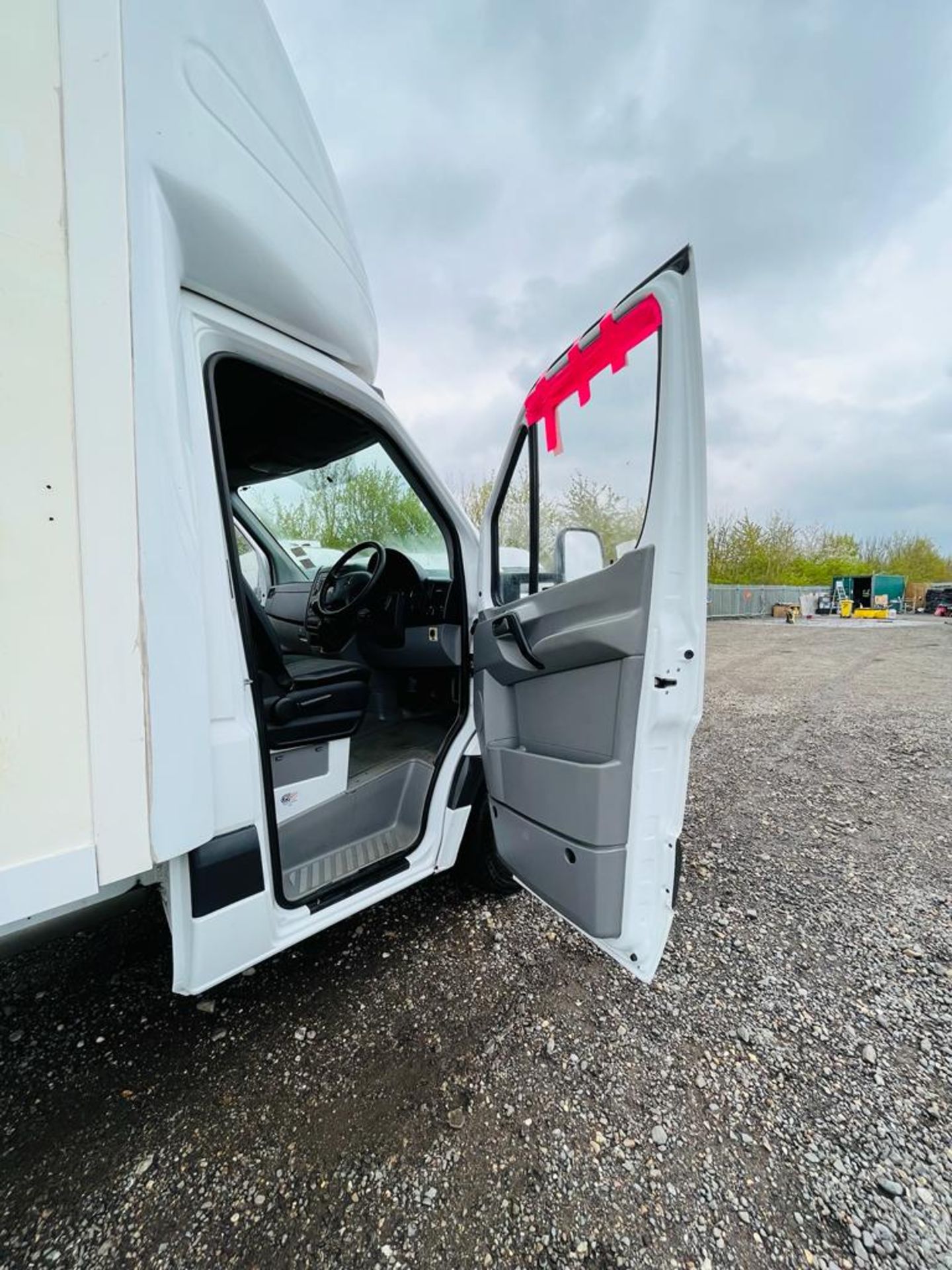 ** ON SALE ** Mercedes Benz Sprinter 2.1 313 CDI L3 Luton Body 2013 '13 Reg' Tail Lift - Image 10 of 23