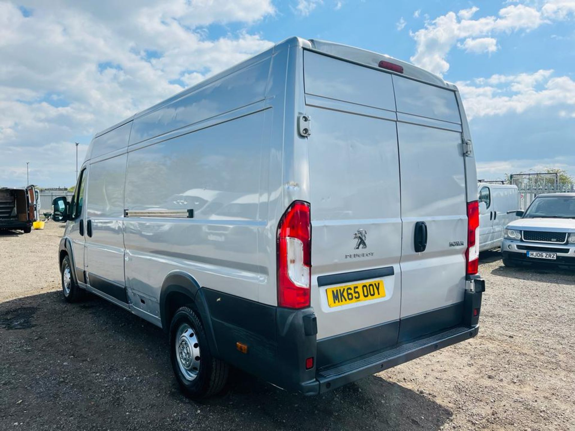 **ON SALE**Peugeot Boxer 435 HDI 130 2.2 L4 H2 2015 '65 Reg' - Extra Long Wheel Base - A/C - Sat Nav - Image 7 of 24