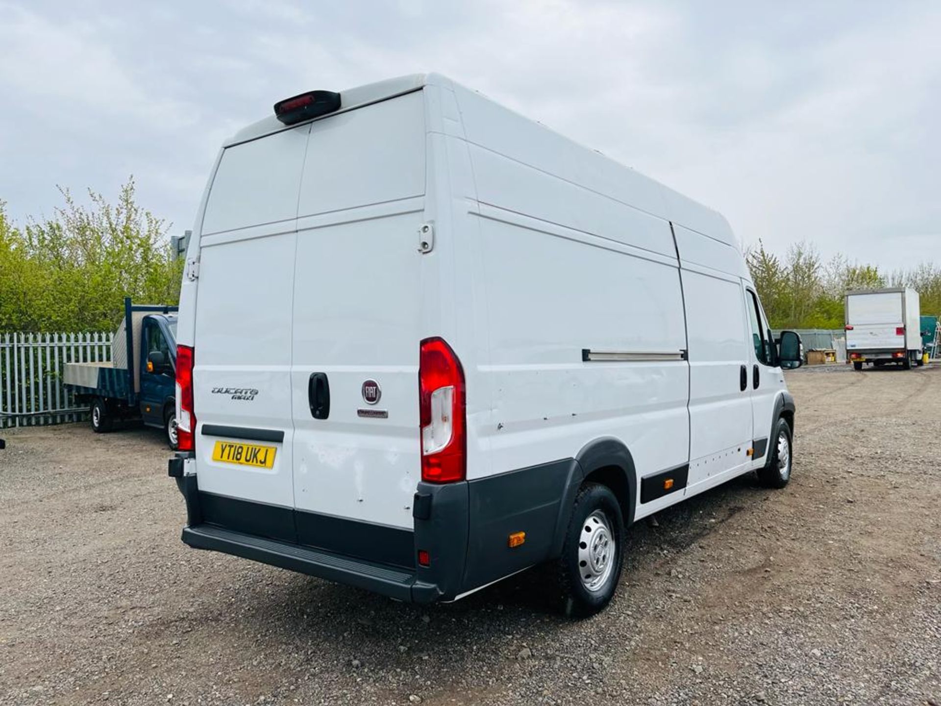 Fiat Ducato 35 Maxi Multijet 2.3 LWB L4 H3 XL X-H/R 2018 '18 Reg' -- A/C - ULEZ Compliant - Image 9 of 24