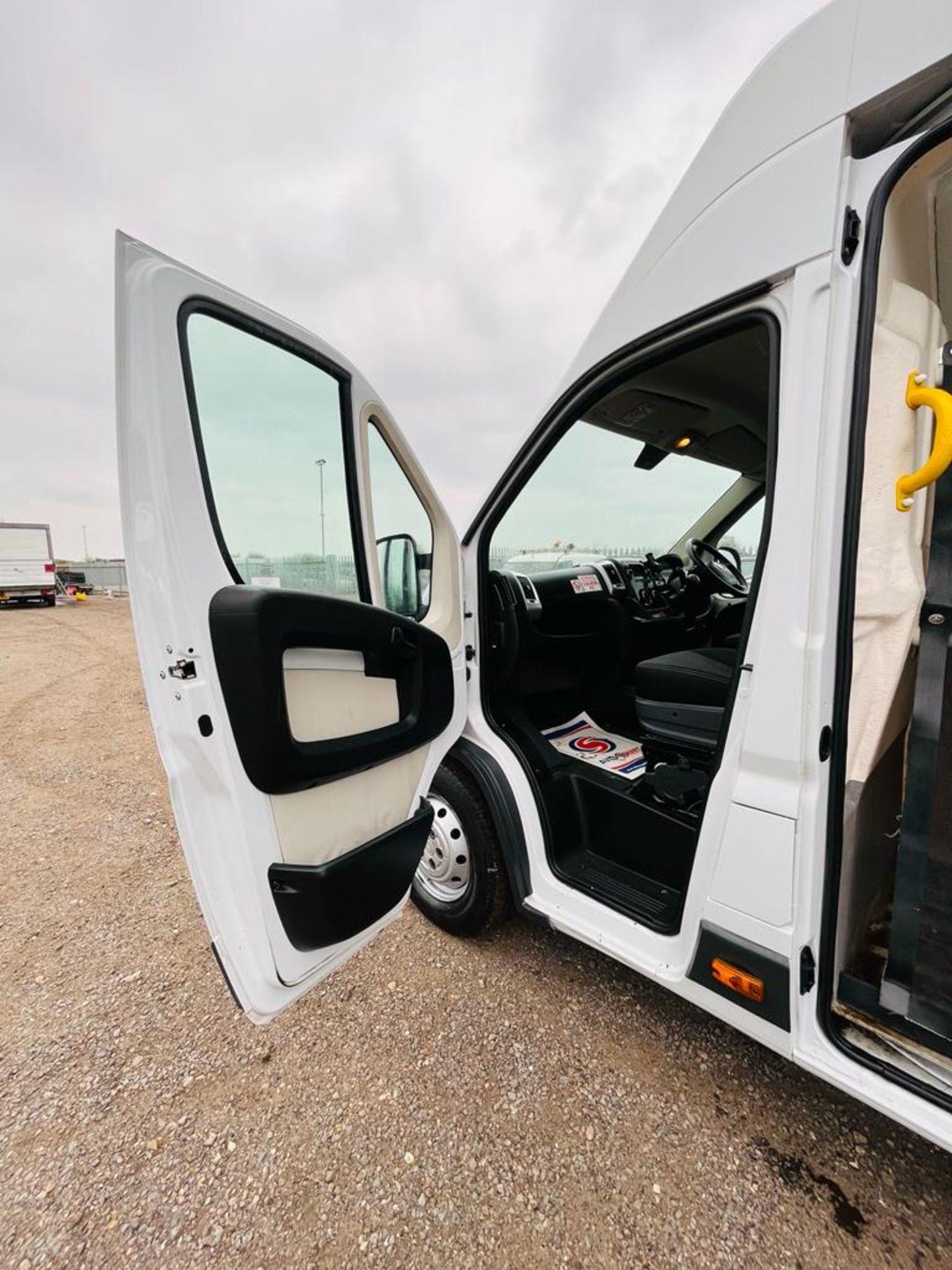 Fiat Ducato 35 Maxi Multijet 2.3 LWB L4 H3 XL X-H/R 2018 '18 Reg' -- A/C - ULEZ Compliant - Image 19 of 24