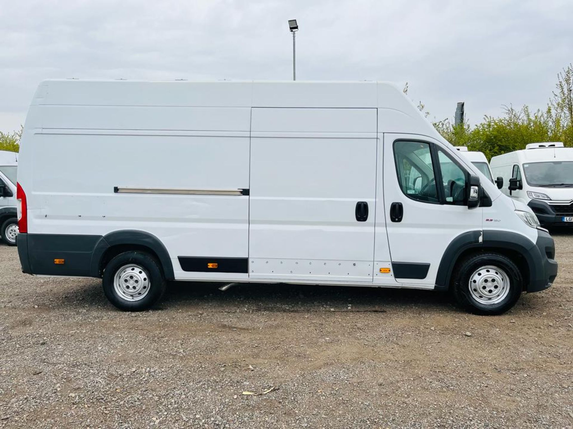 Fiat Ducato 35 Maxi Multijet 2.3 LWB L4 H3 XL X-H/R 2018 '18 Reg' -- A/C - ULEZ Compliant - Image 10 of 24