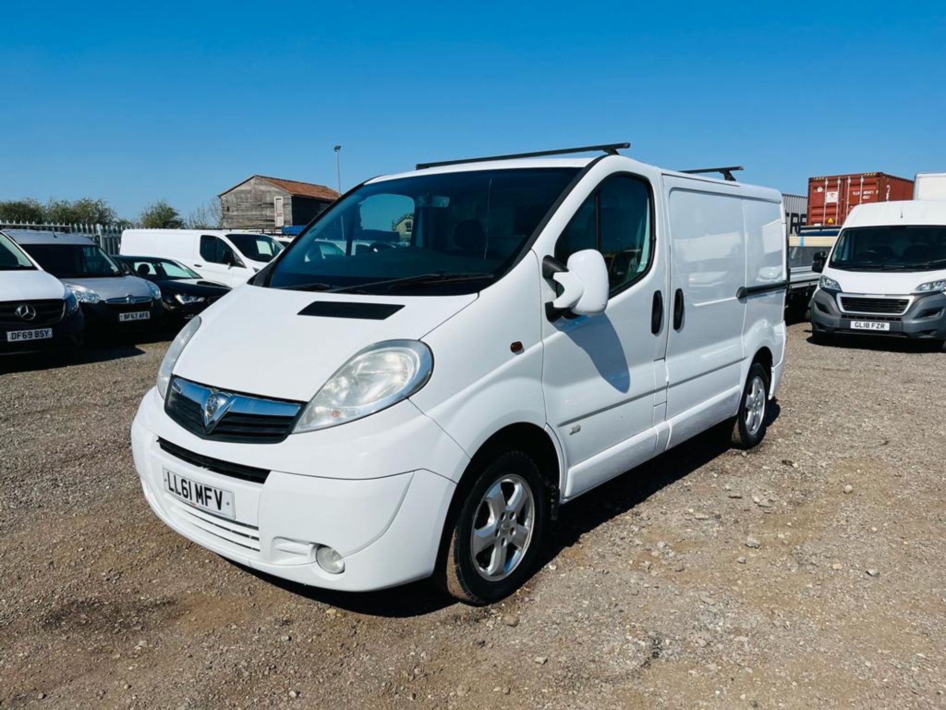 ** ON SALE ** Vauxhall Vivaro 2.0 CDTI 115 2700 Sportive L1 H1 2011 '61 Reg' A/C - No Vat - Image 3 of 24