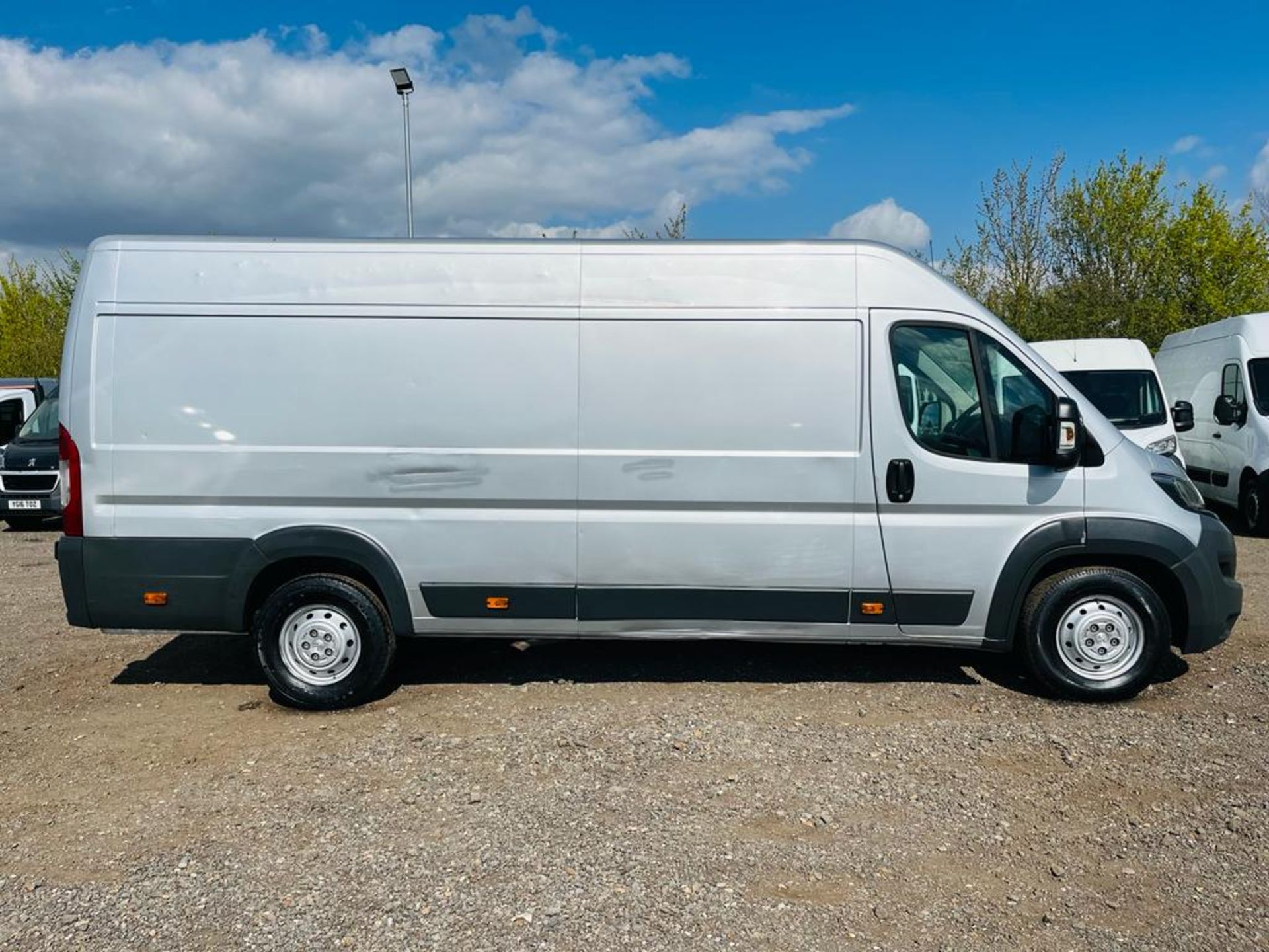 **ON SALE**Peugeot Boxer 435 HDI 130 2.2 L4 H2 2015 '65 Reg' - Extra Long Wheel Base - A/C - Sat Nav - Image 11 of 24