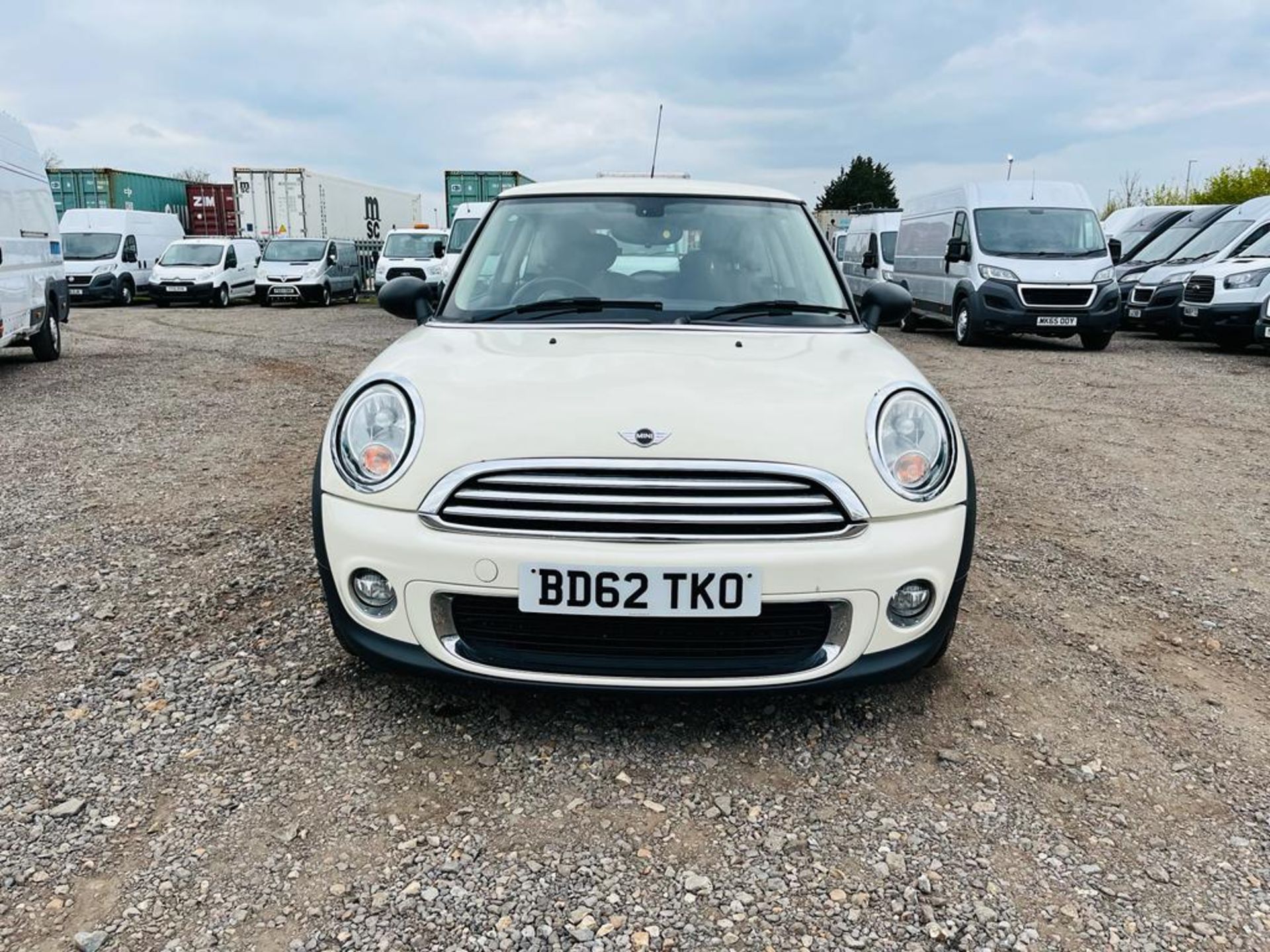 ** ON SALE ** Mini One 1.6 100 2012 '62 Reg' A/C - No Vat - Only 50,572 Miles - ULEZ Compliant - Image 2 of 22