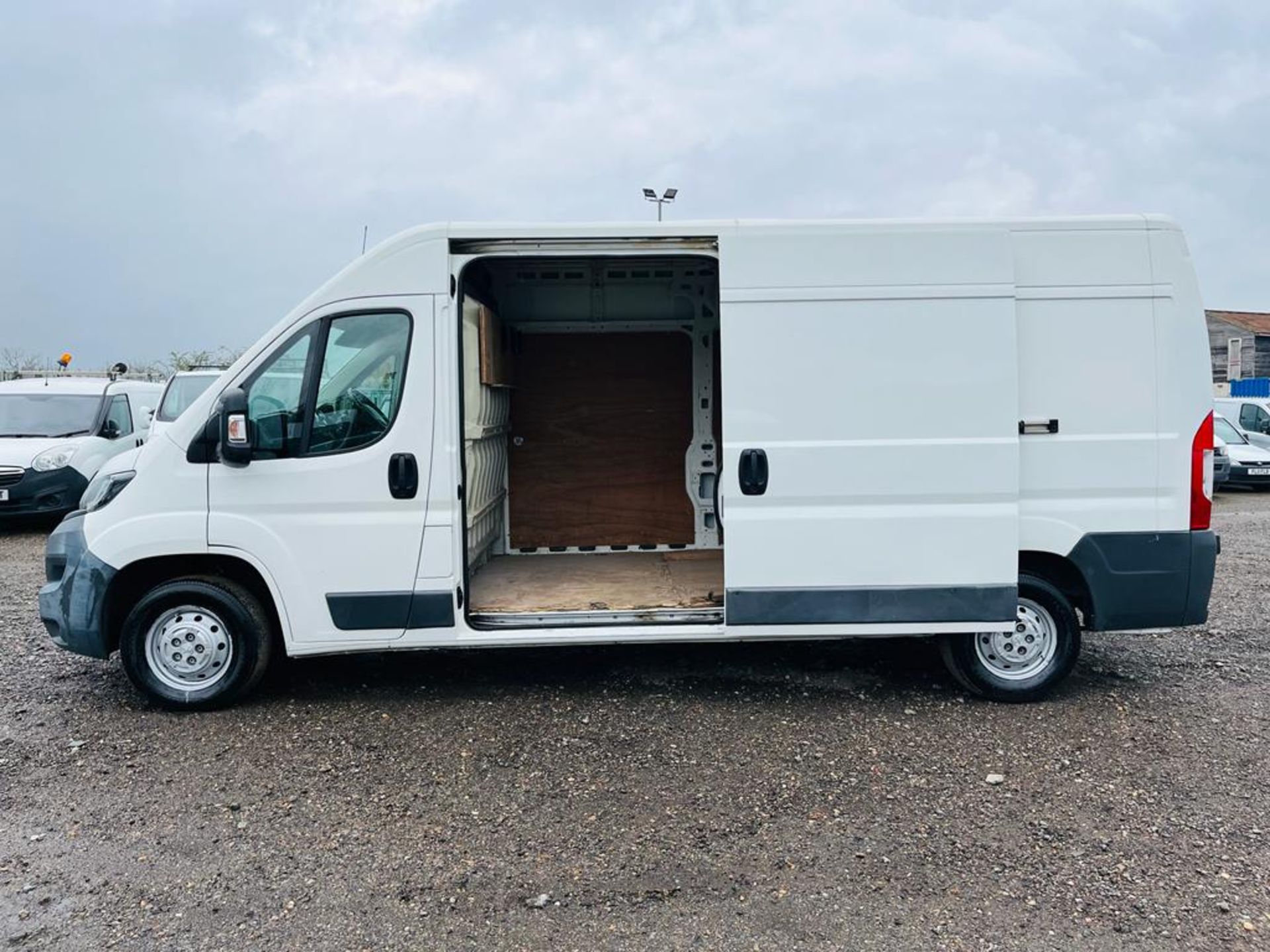 ** ON SALE ** Peugeot Boxer 2.2 HDI 130 335 Professional L3 H2 2015 '65 Reg' - Sat Nav - No Vat - Image 5 of 24