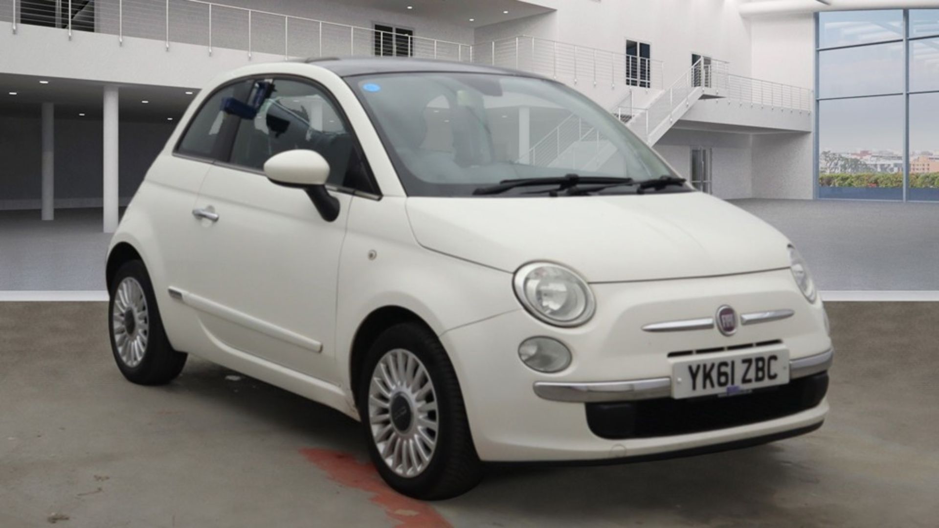 ** ON SALE ** Fiat 500 Lounge 1.3 2011 '61 Reg' A/C - Panoramic Roof - Only 89,590 Miles - No Vat