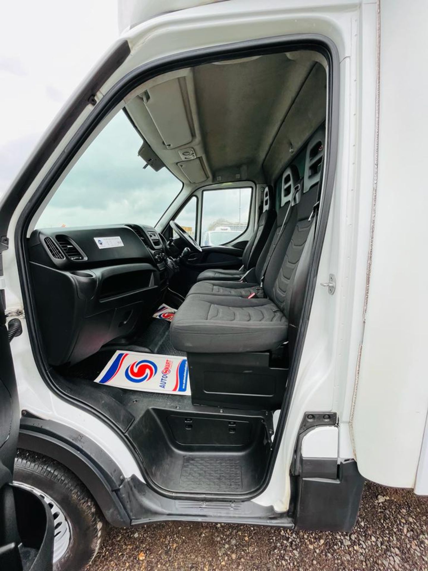 ** ON SALE ** Iveco Daily 35S13 2.3 HD 125 Luton Tail Lift 2016 '16 Reg' - Image 20 of 22