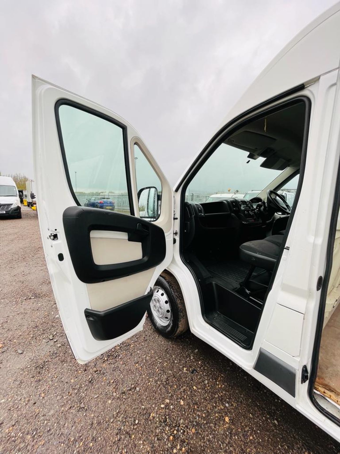 ** ON SALE ** Peugeot Boxer 2.2 HDI 130 335 Professional L3 H2 2015 '65 Reg' - Sat Nav - No Vat - Image 19 of 24