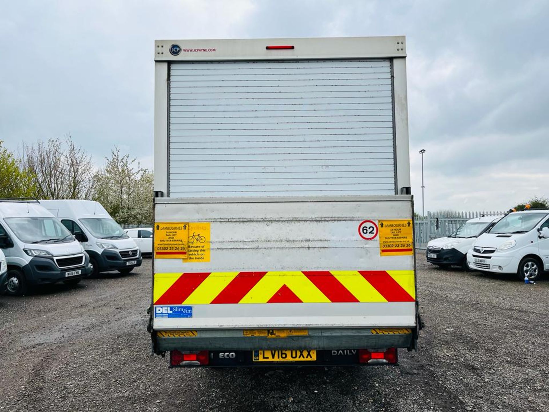 ** ON SALE ** Iveco Daily 35S13 2.3 HD 125 Luton Tail Lift 2016 '16 Reg' - Image 6 of 22