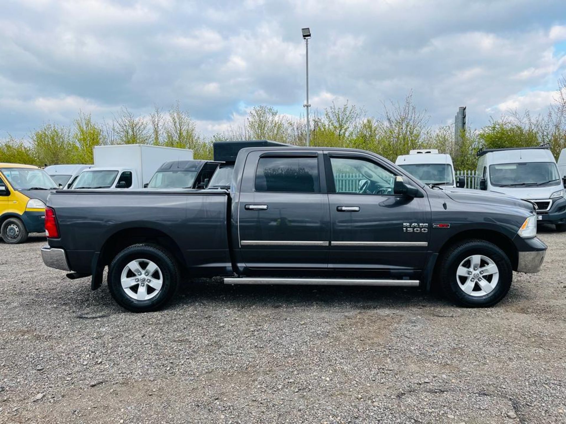 ** ON SALE ** Dodge Ram 3.0 V6 ' Diesel ' SLT Crew Cab ' 2014 Year ' A/C - 4WD - Cruise Control - Image 8 of 22