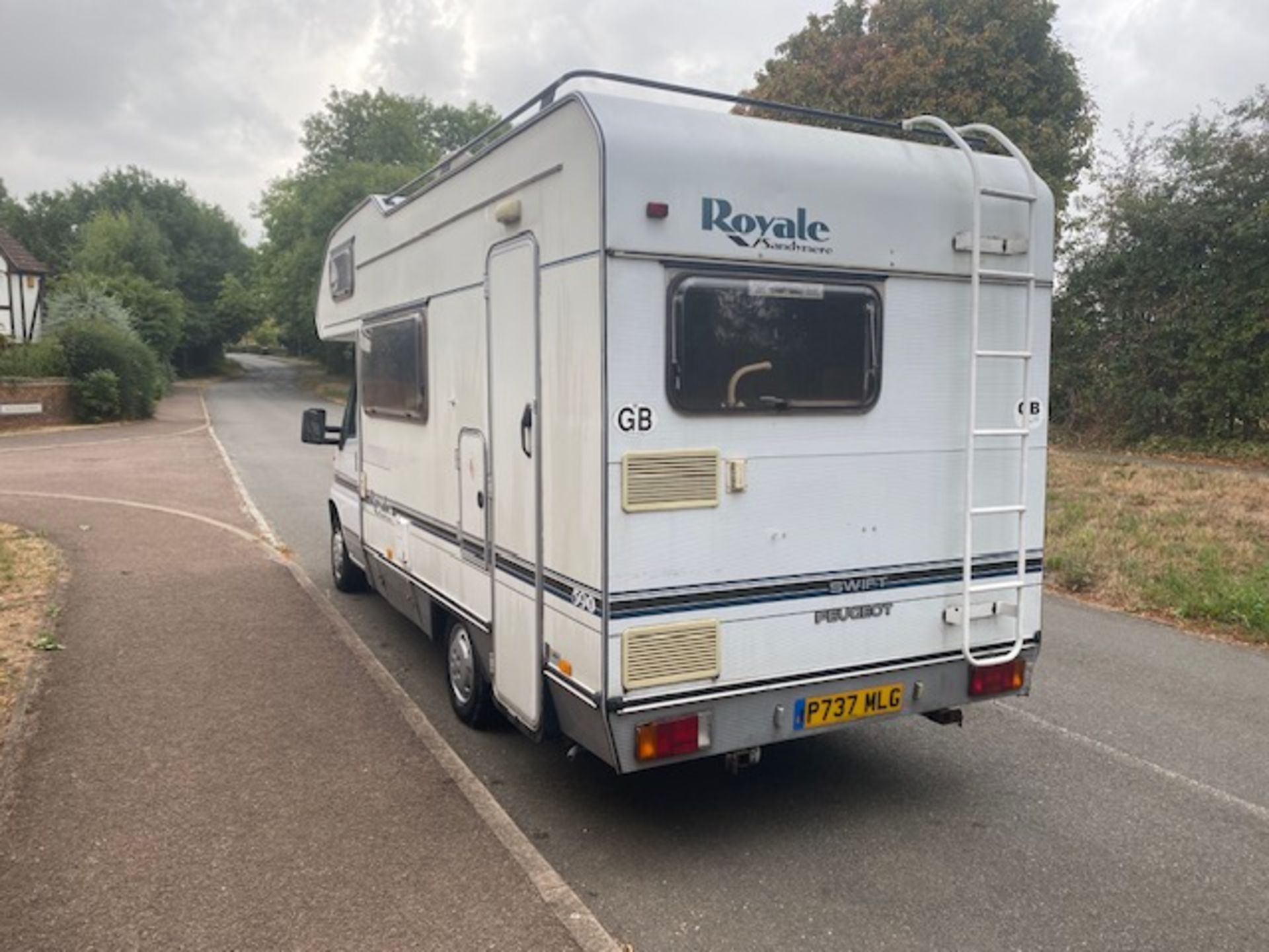 ** ON SALE ** Peugeot Boxer Swift Royal 1996 MWB 2x2 Camper Van 4/5 Sleeper - NO VAT - Image 3 of 17