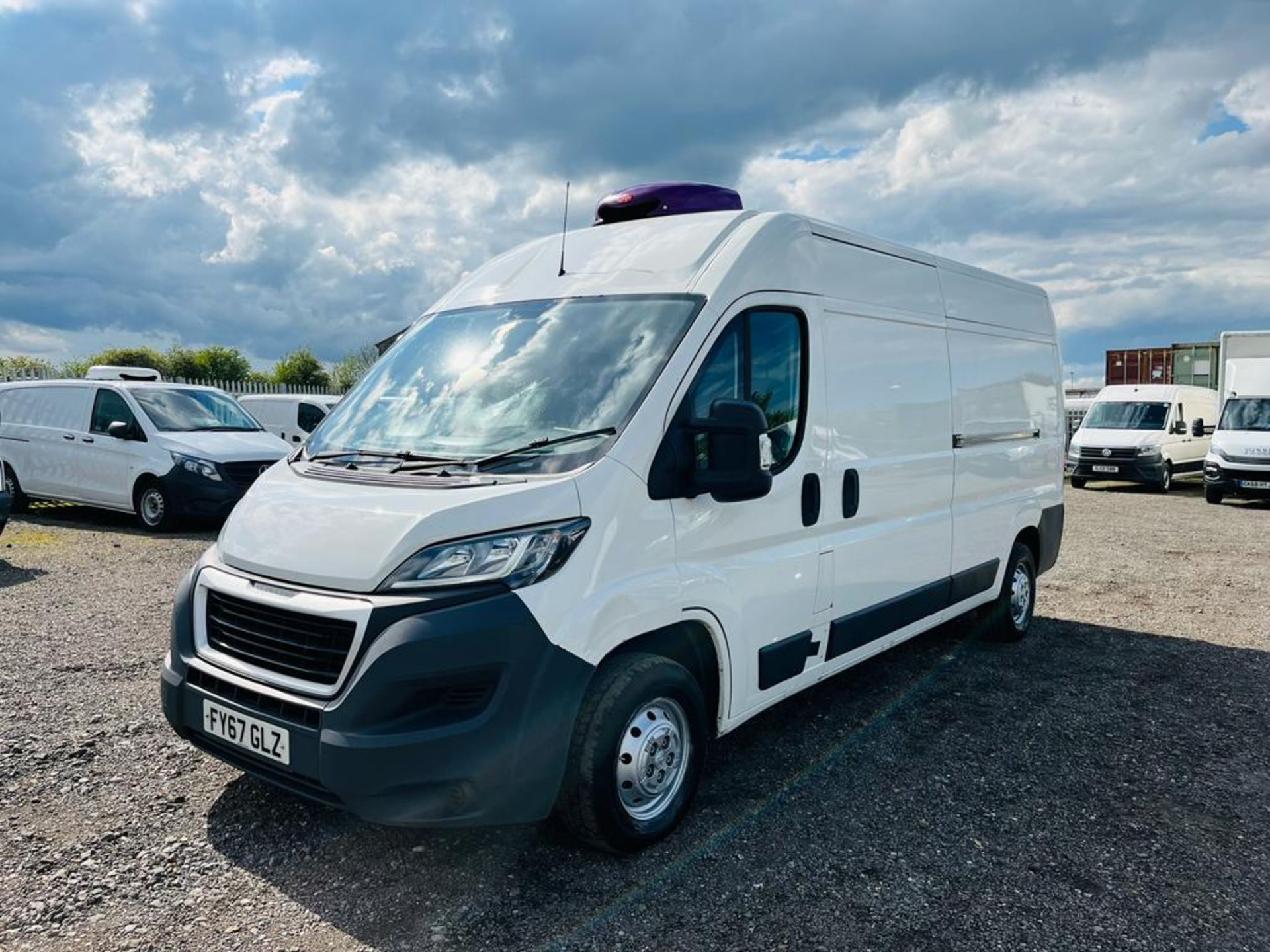 ** ON SALE ** Peugeot Boxer 335 2.0 BlueHDI 130 L3 H2 2017 '67 Reg' - GAH Fridge / Freezer - Sat Nav - Image 3 of 25