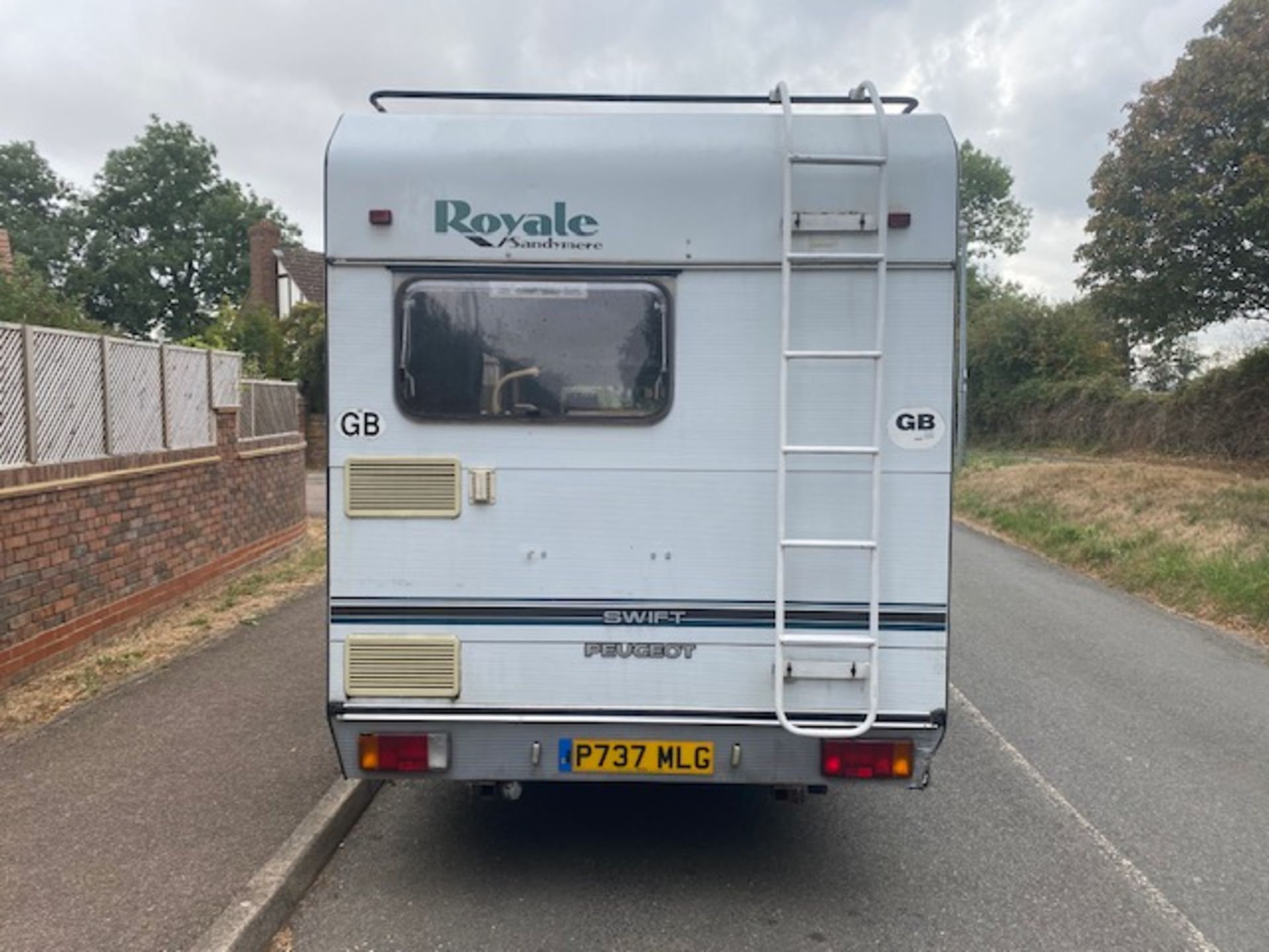 ** ON SALE ** Peugeot Boxer Swift Royal 1996 MWB 2x2 Camper Van 4/5 Sleeper - NO VAT - Image 4 of 17