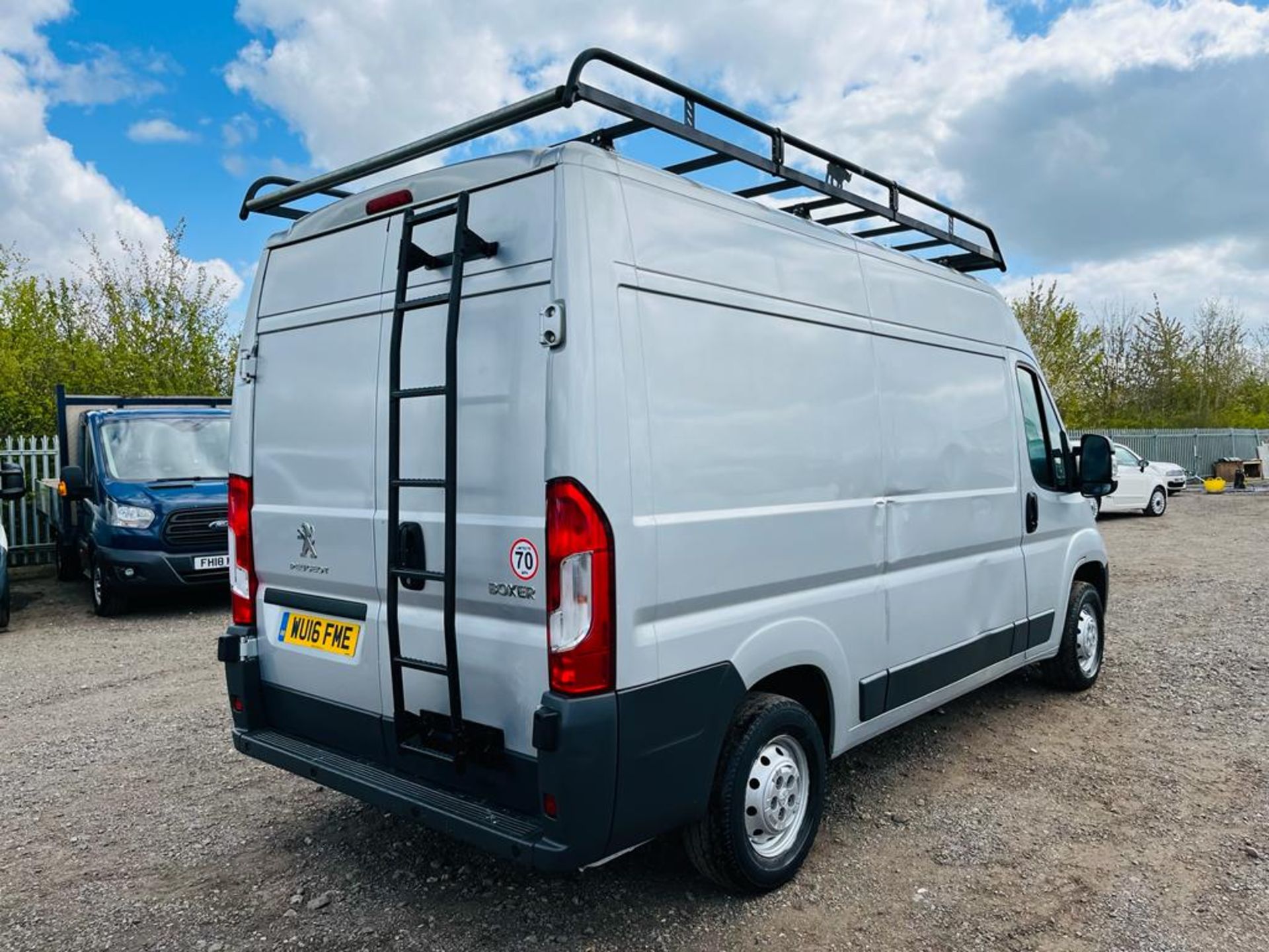 Peugeot Boxer 2.2 HDI 335 Professional L2 H2 2016 '16 Reg' Sat Nav - A/C - Roof Rack - Image 10 of 24