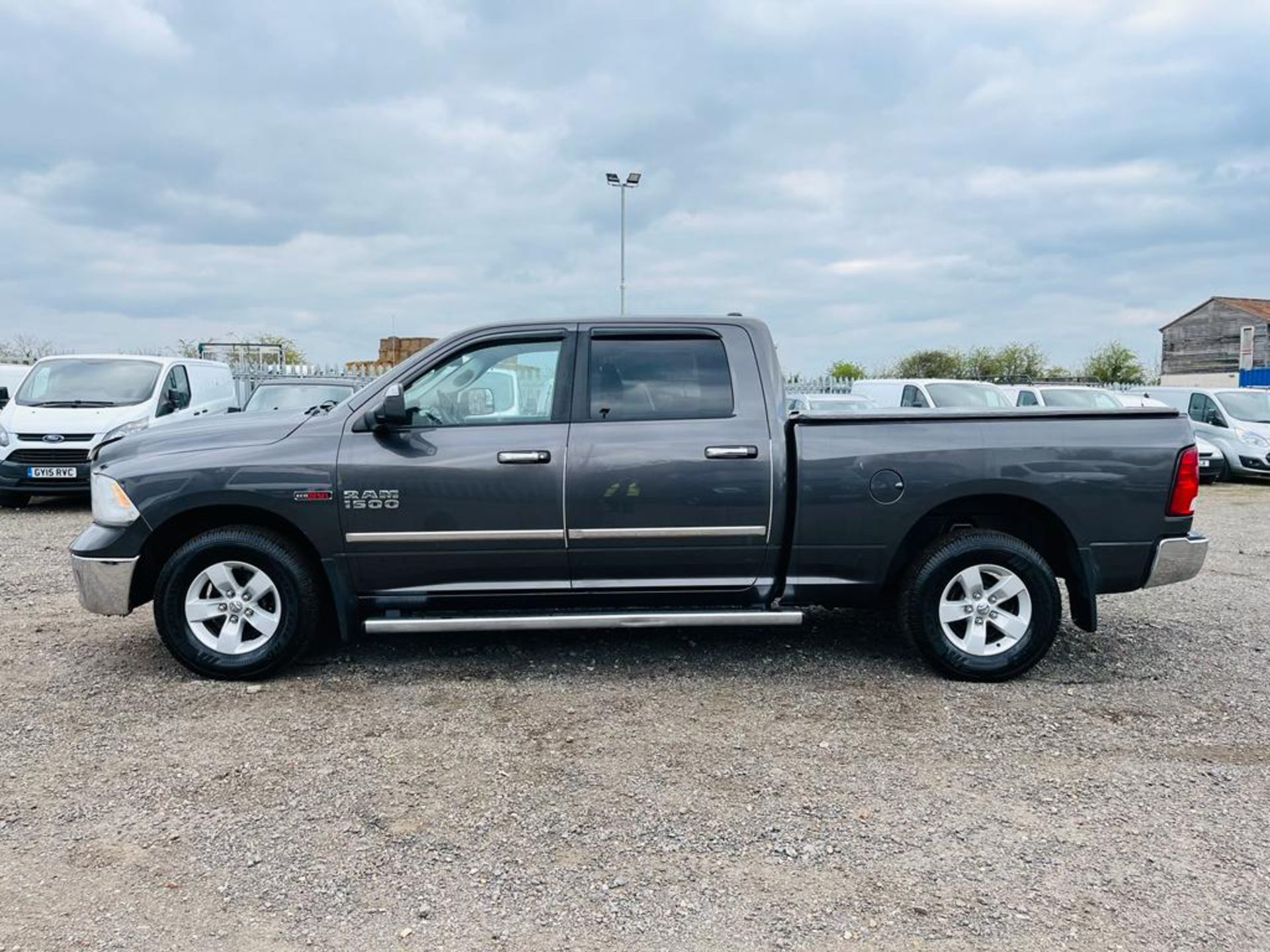 ** ON SALE ** Dodge Ram 3.0 V6 ' Diesel ' SLT Crew Cab ' 2014 Year ' A/C - 4WD - Cruise Control - Image 3 of 22