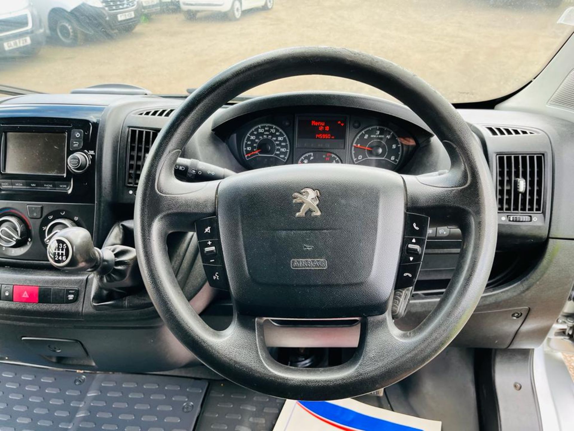 Peugeot Boxer 2.2 HDI 335 Professional L2 H2 2016 '16 Reg' Sat Nav - A/C - Roof Rack - Image 16 of 24