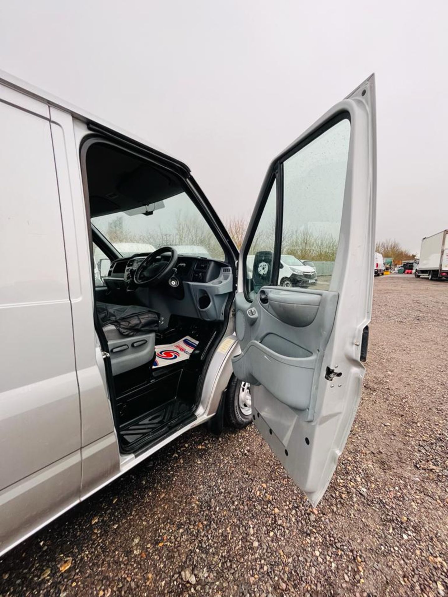 ** ON SALE ** Ford Transit 260 TDCI 85 SWB 2.2 2011 '61 Reg' - Panel Van - NO VAT - Image 11 of 23