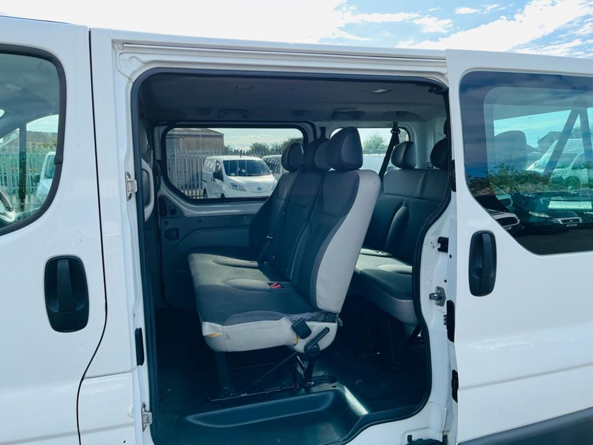 ** ON SALE ** Vauxhall Vivaro 2900 Combi 2.0 CDTI L1 H1 2014 '64 Reg' 9 Seats - No Vat - Image 6 of 26