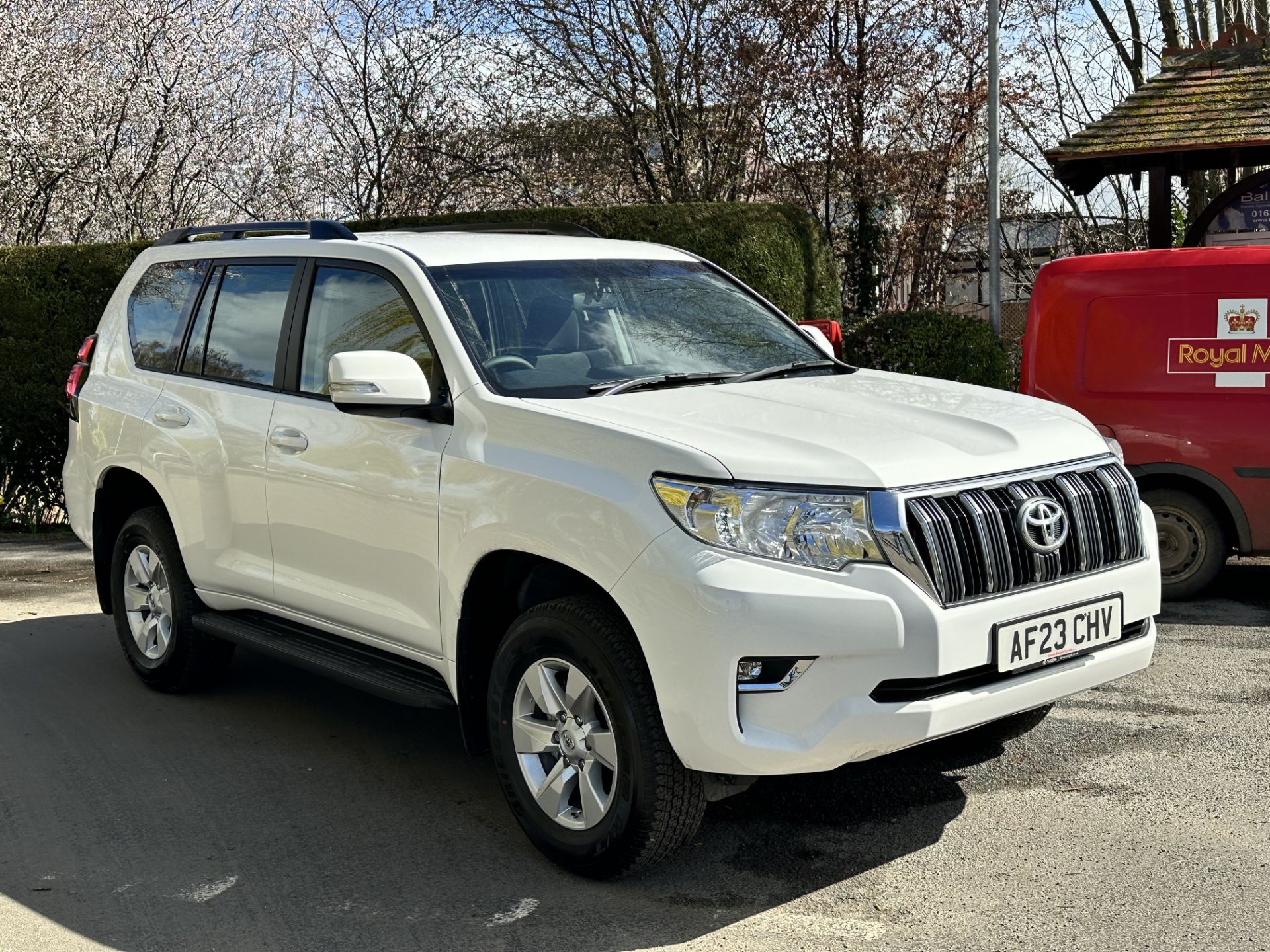 **ON SALE** Toyota Land Cruiser Active 2.8 D-4D Auto 204 2023 '23 Reg' Sat Nav -A/C- ULEZ Compliant