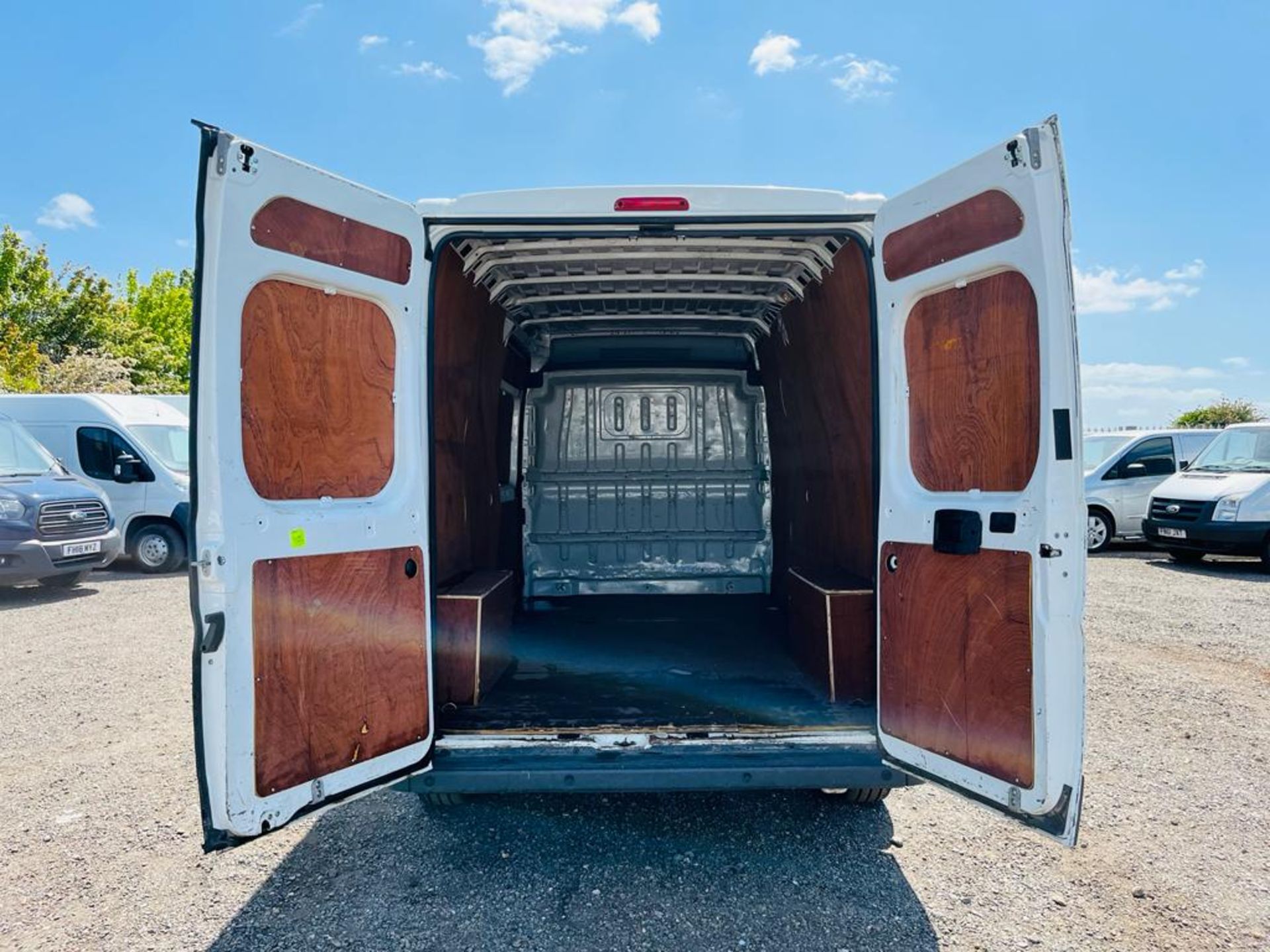 ** ON SALE ** Citroen Relay 2.2 HDI Enterprise L3 H2 2016 '16 Reg' A/C - Panel Van - Image 9 of 24