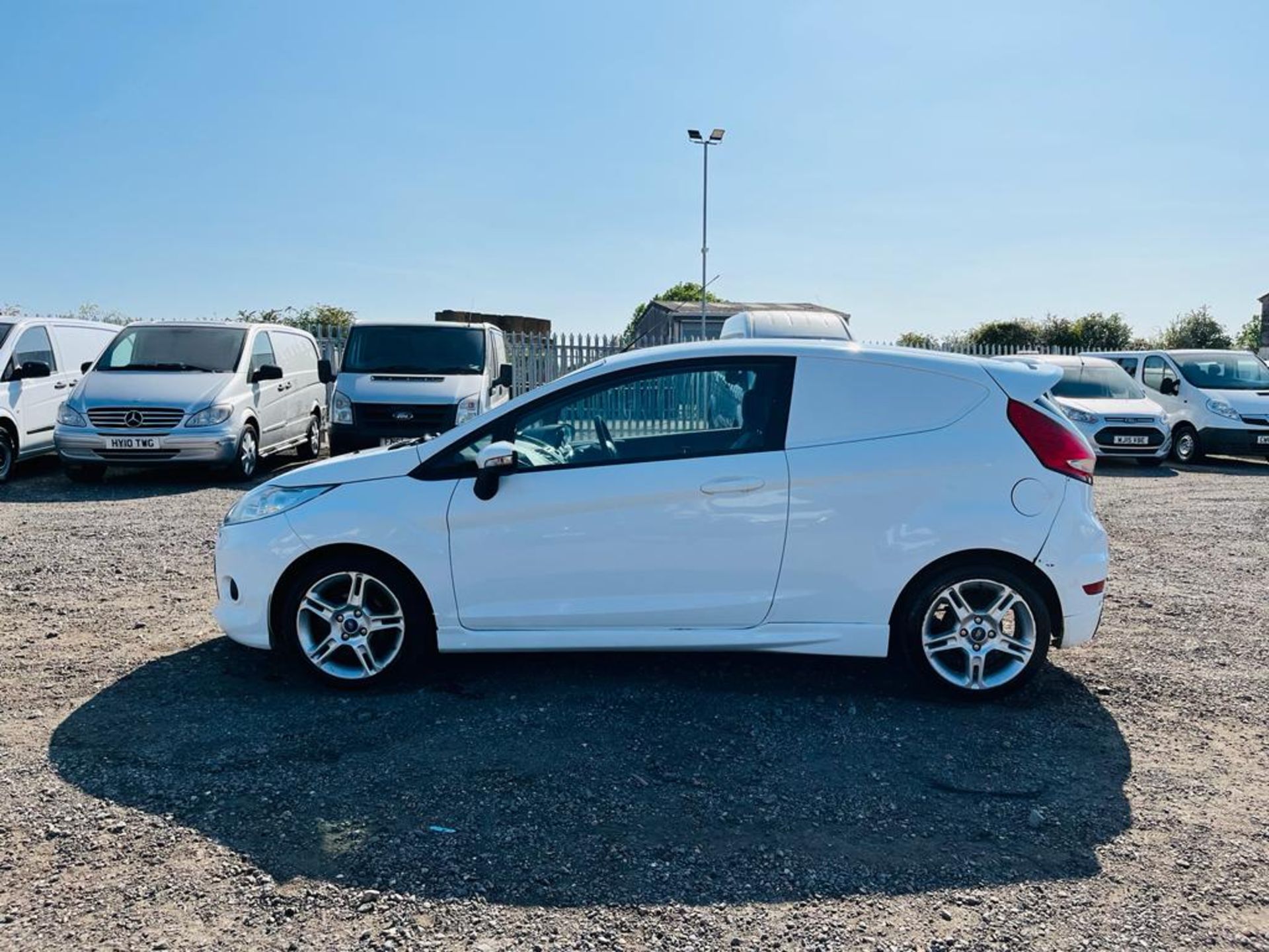 ** ON SALE ** Ford Fiesta 1.6 TDCI 95 DuaraTorq DPF Sport 2012 '12 Reg' Panel Van - No Vat - A/C - Image 4 of 20