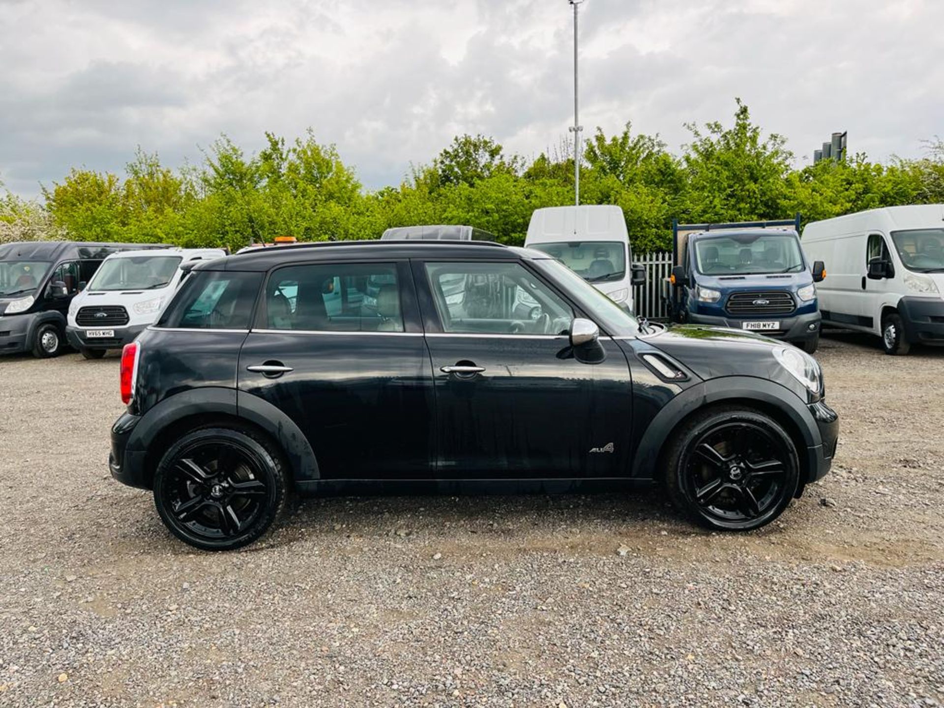 **ON SALE** Mini Cooper Countryman All4 SD 2.0 2011 "61 Reg" - Start/Stop - Alloy Wheels -Navigation - Image 9 of 25