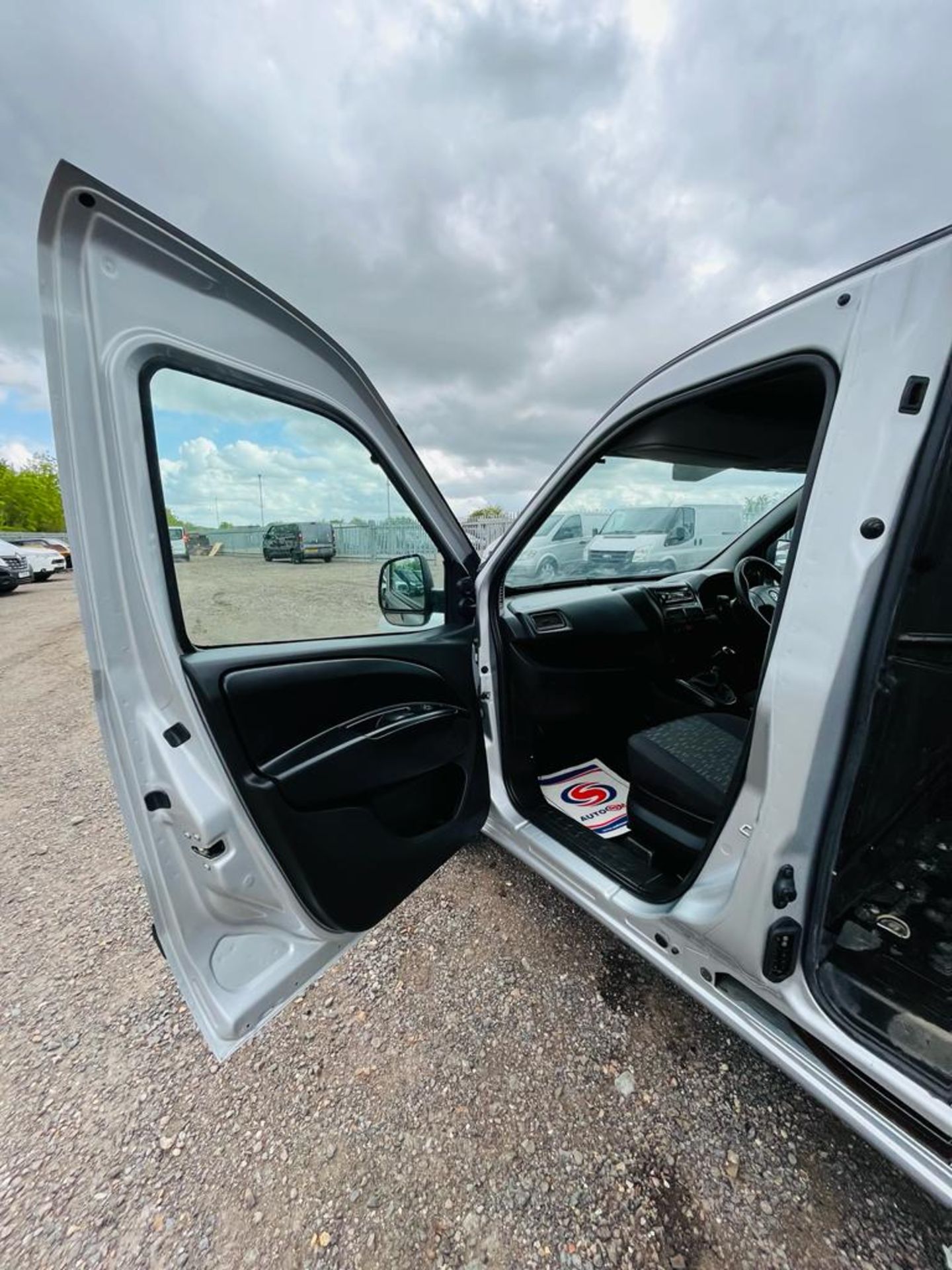 **ON SALE**Vauxhall Combo Sportive 1.3 CDTI L1 H1 2014 '64 Reg' A/C - Panel Van - Only 117570-No Vat - Image 19 of 24