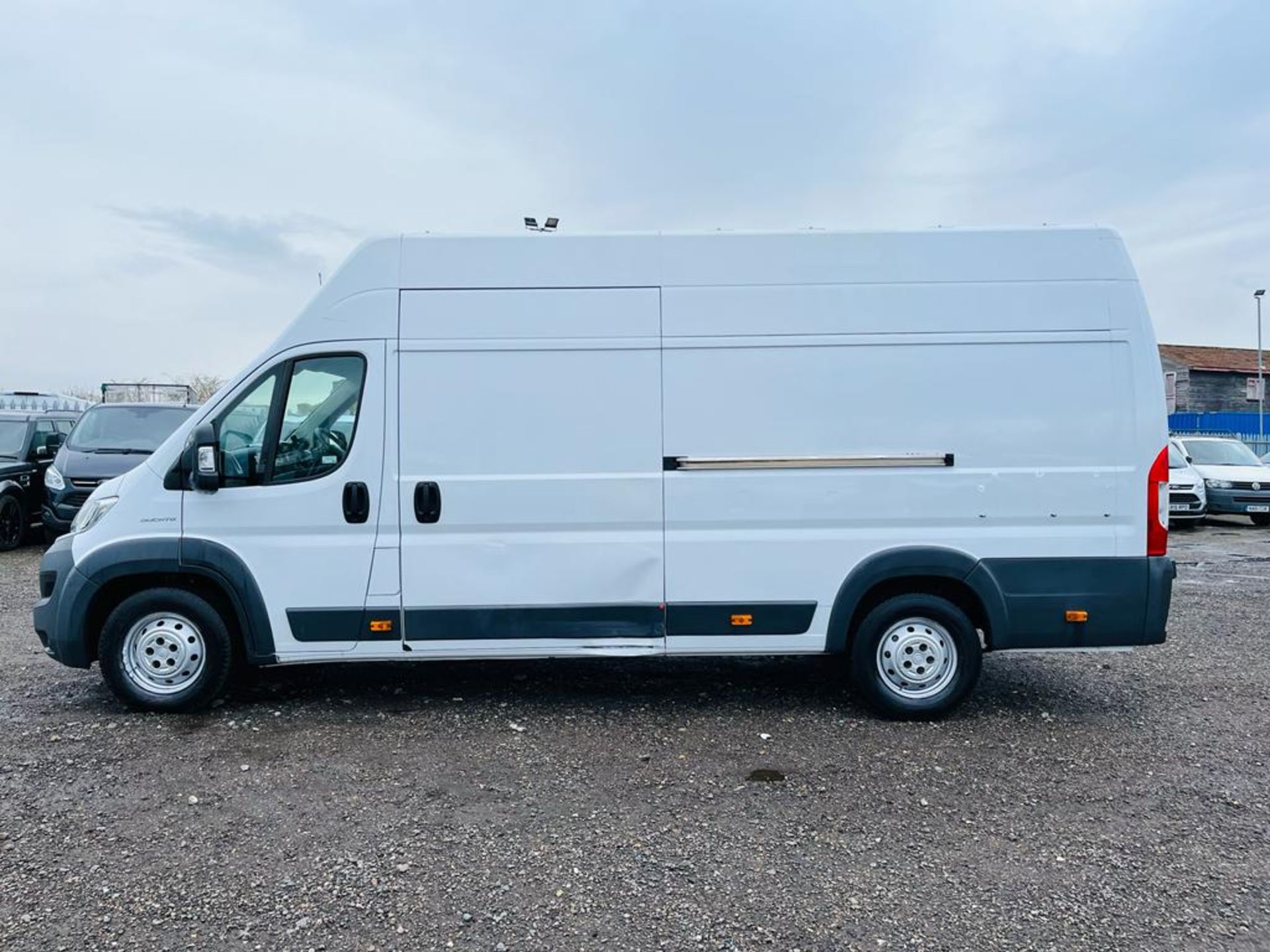 ** ON SALE ** Fiat Ducato 2.3 Multi Jet L4 H3 2018 '18 Reg' A/C - ULEZ Compliant - Extra High Roof - Image 4 of 27