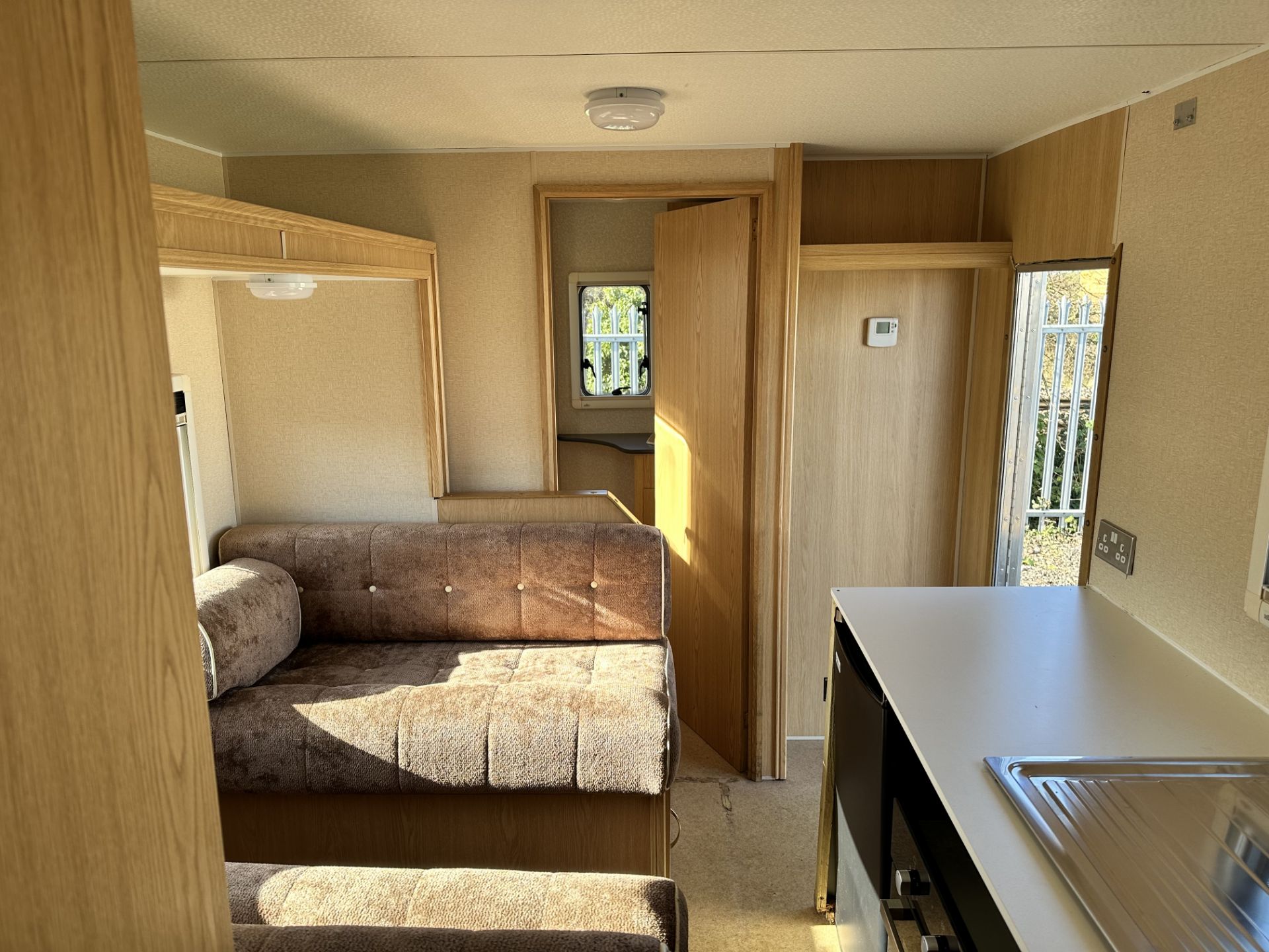 ** ON SALE ** ERV Classic Custom Build 5 Berth Caravan/RV Ex Display Home - Slide Out - End Bedroom - Image 24 of 27