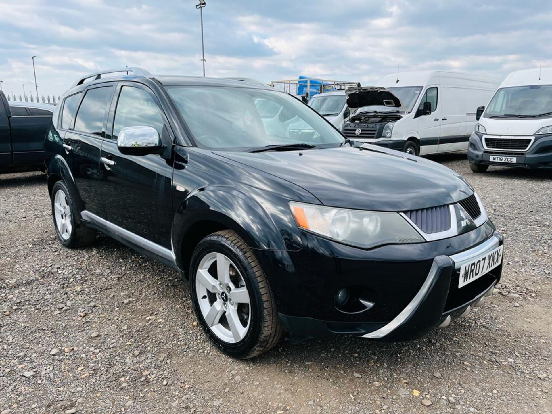 ** ON SALE ** Mitsubishi Outlander Warrior 2.0 DI-D 2007 '07 Reg' 7 Seats - A/C - No Vat