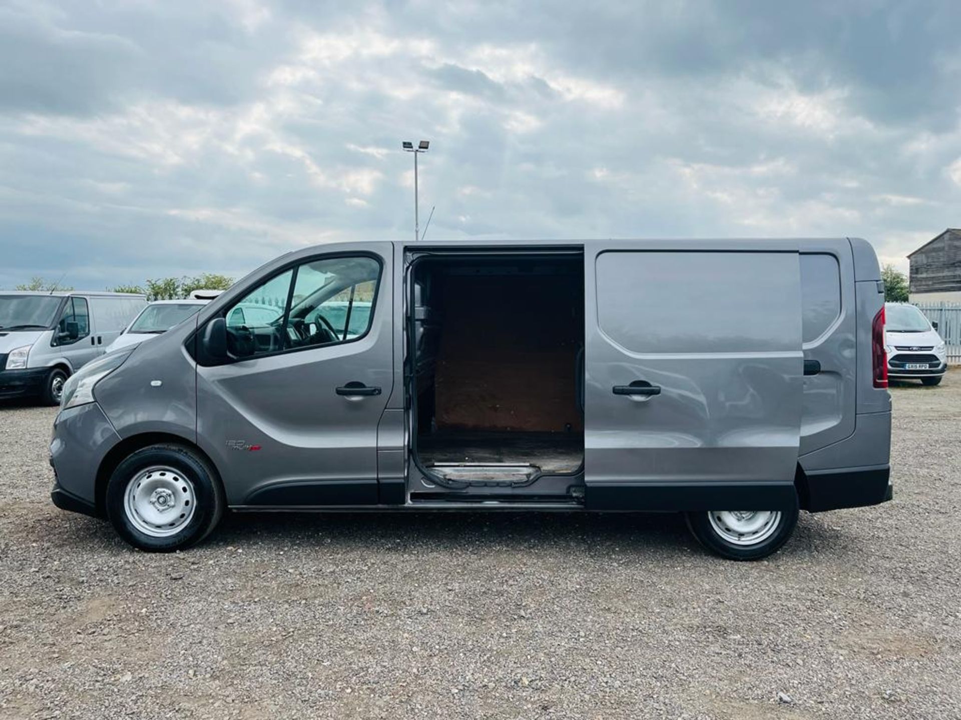 **ON SALE **Fiat Talento 1.6 MultiJet SX 120 12Q L2 H1 2018 '68 Reg' Sat Nav - A/C - ULEZ Compliant - Image 5 of 23