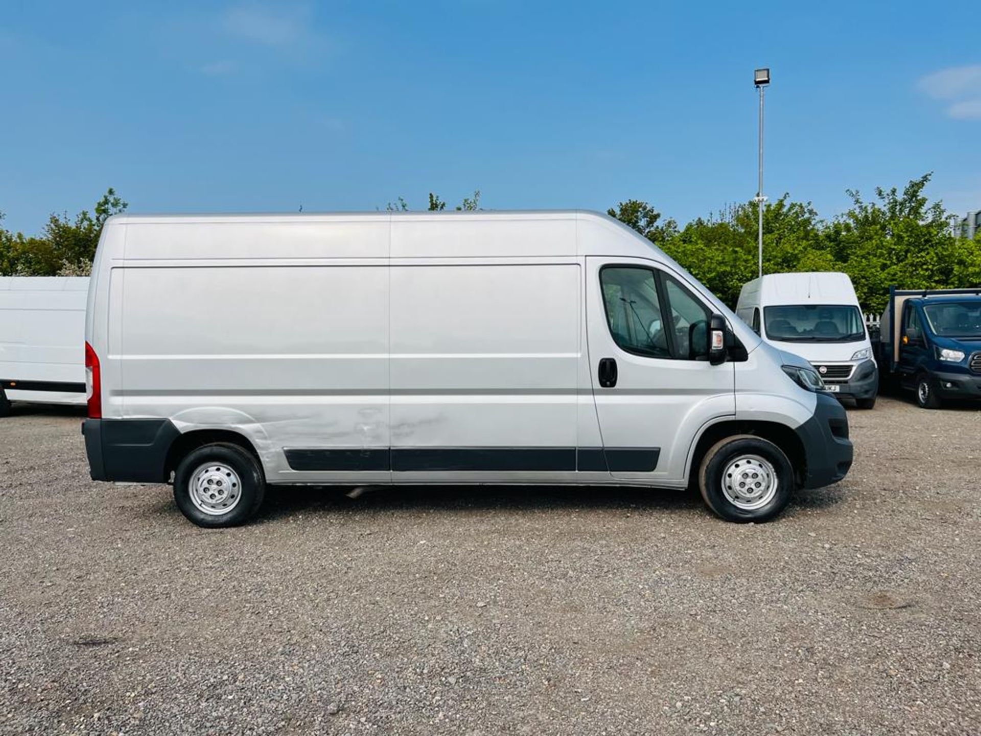 ** ON SALE ** Peugeot Boxer Professional 2.0 BlueHDI L3 H2 2017 '67 Reg' Sat Nav - A/C - No Vat - Image 11 of 24