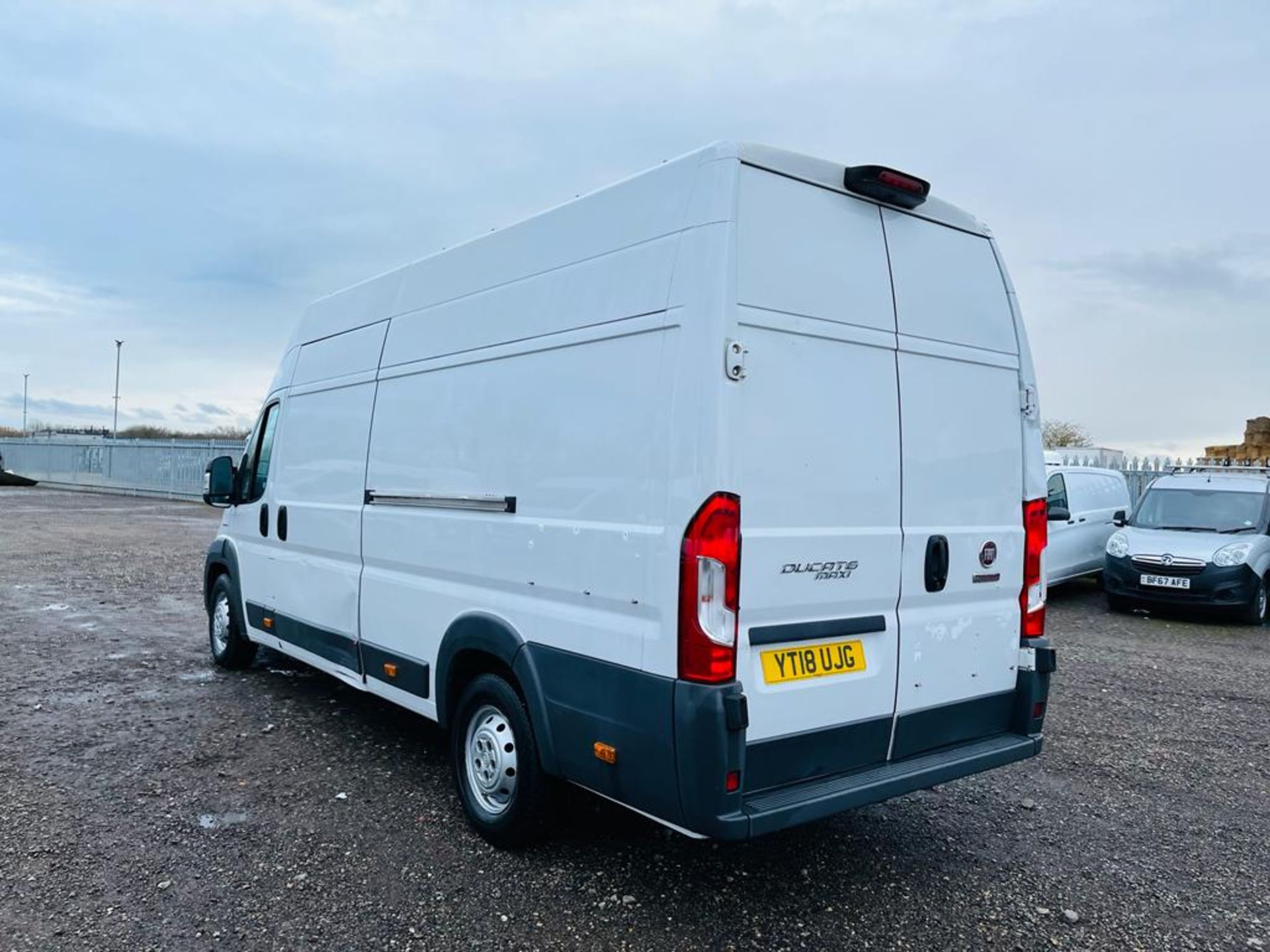 ** ON SALE ** Fiat Ducato 2.3 Multi Jet L4 H3 2018 '18 Reg' A/C - ULEZ Compliant - Extra High Roof - Image 7 of 27